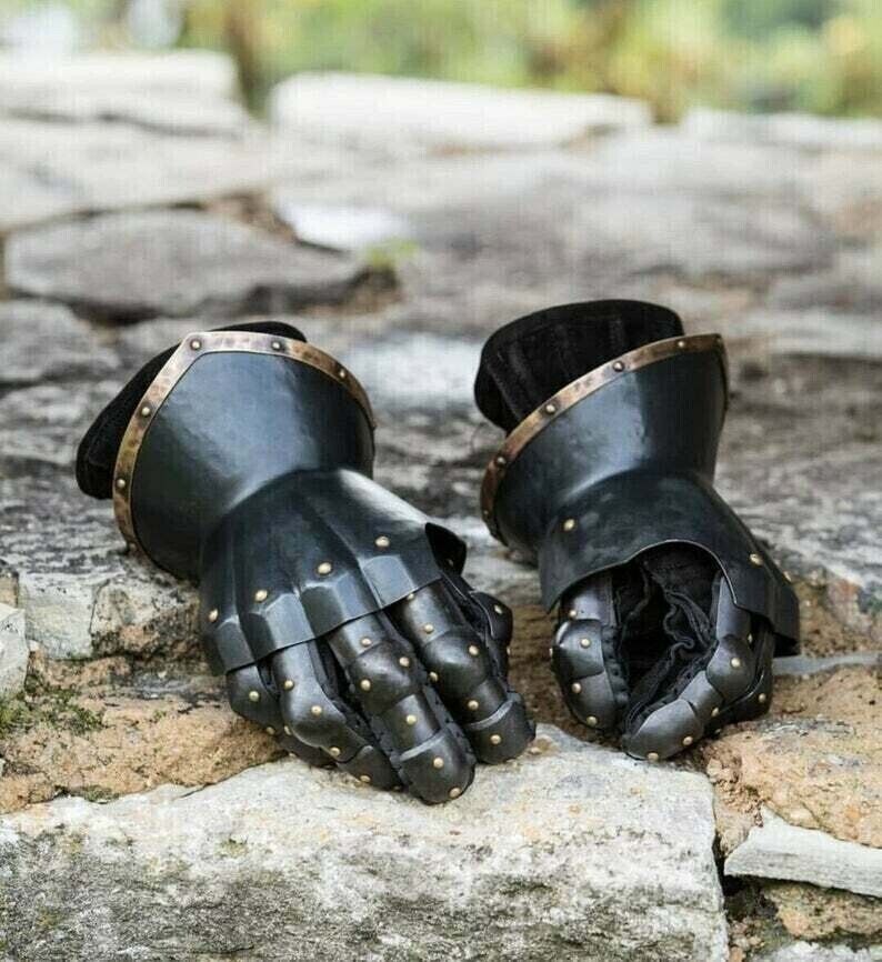 Handmade LARP Blackened Medieval Armor gloves Gauntlets Reenactment costume