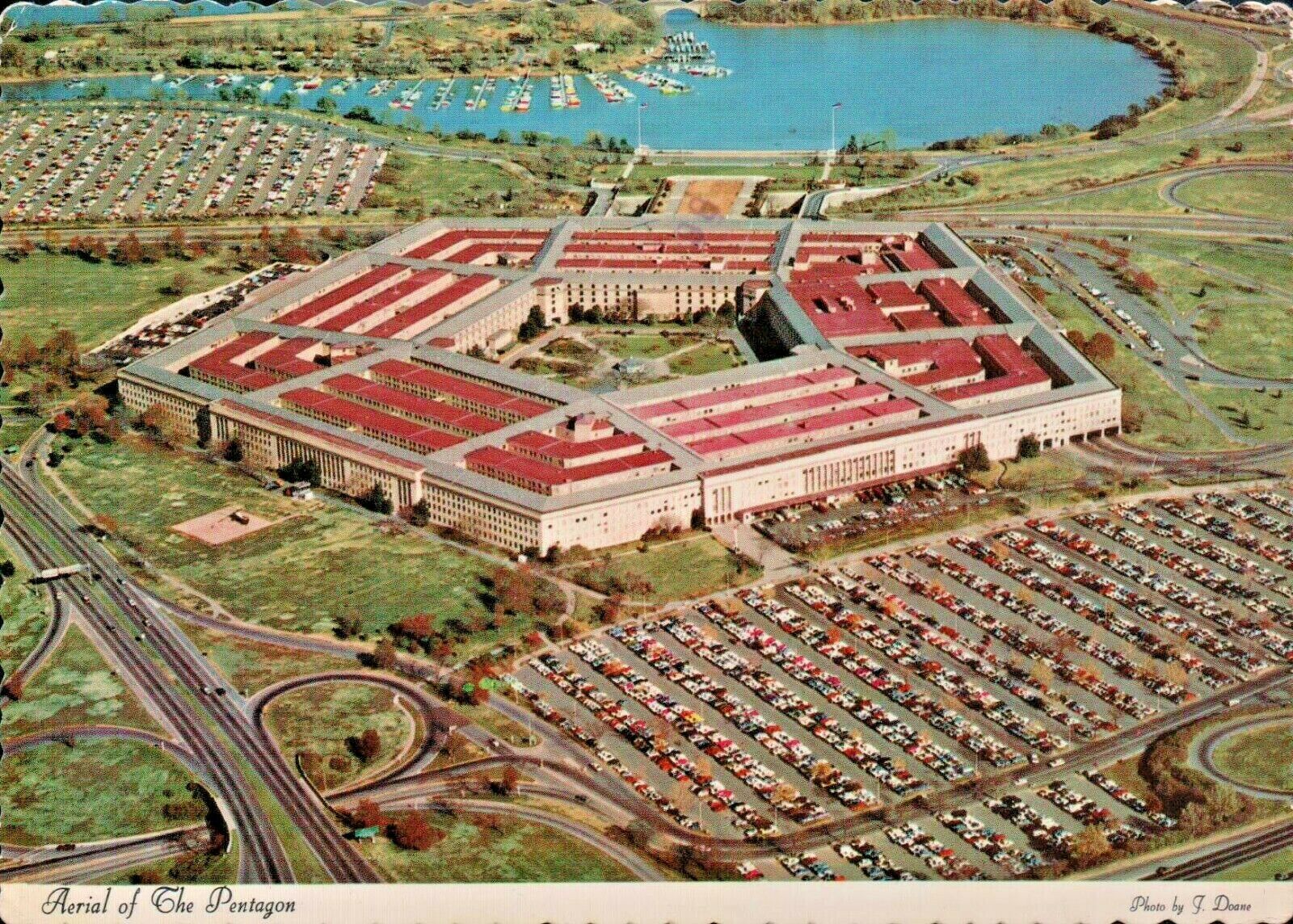 United States Pentagon Postcard c.1968  Aerial View - COLOR larger postcard