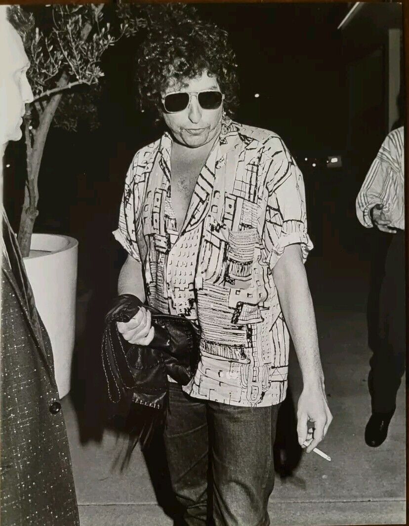 Bob Dylan, 1985. Outside LA Radio Station, Original Type 1 Photo, 7x9