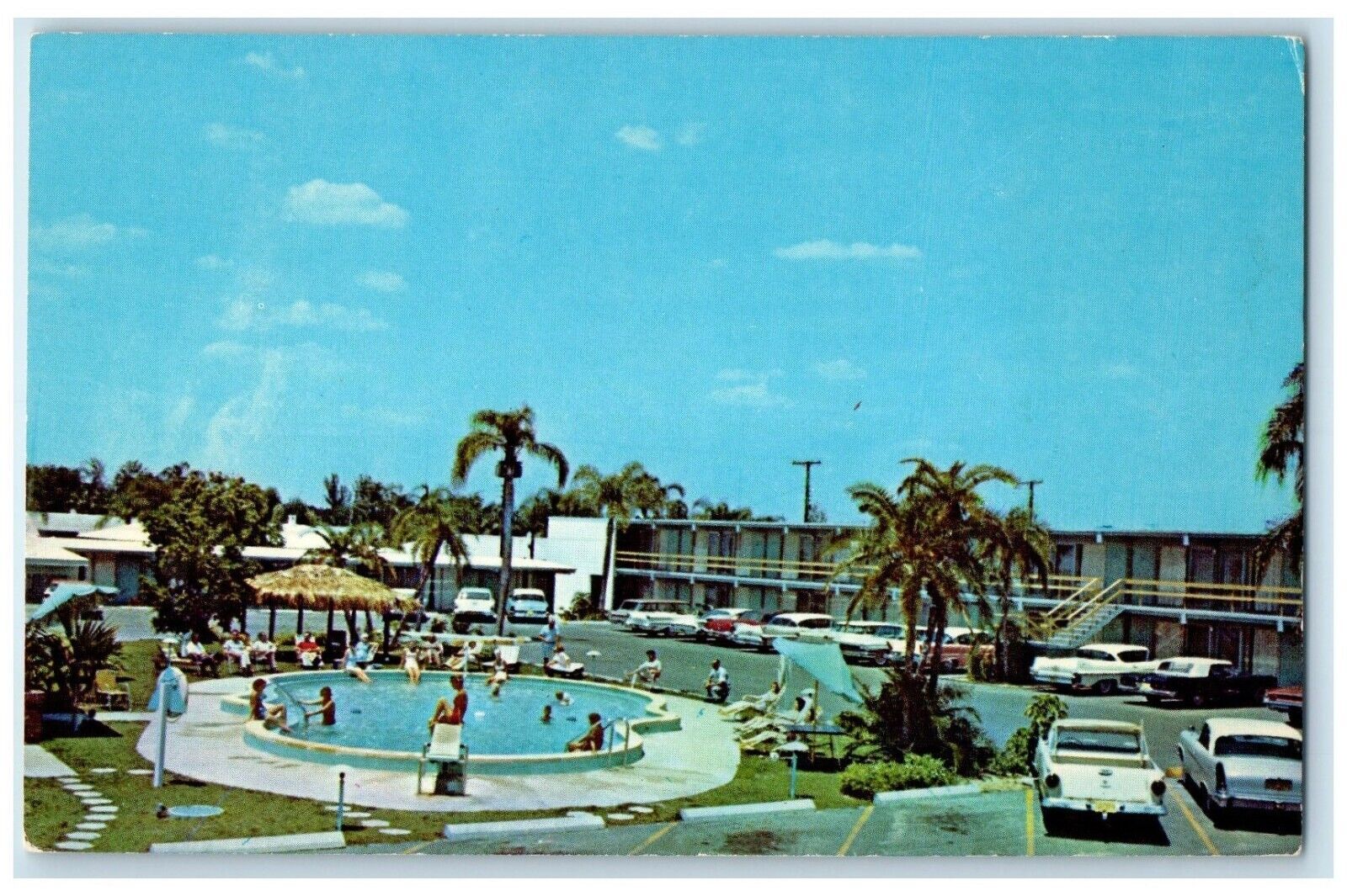 c1950\'s Cabana Inn Motor Hotel Swimming Pool Cars Sarasota Florida FL Postcard