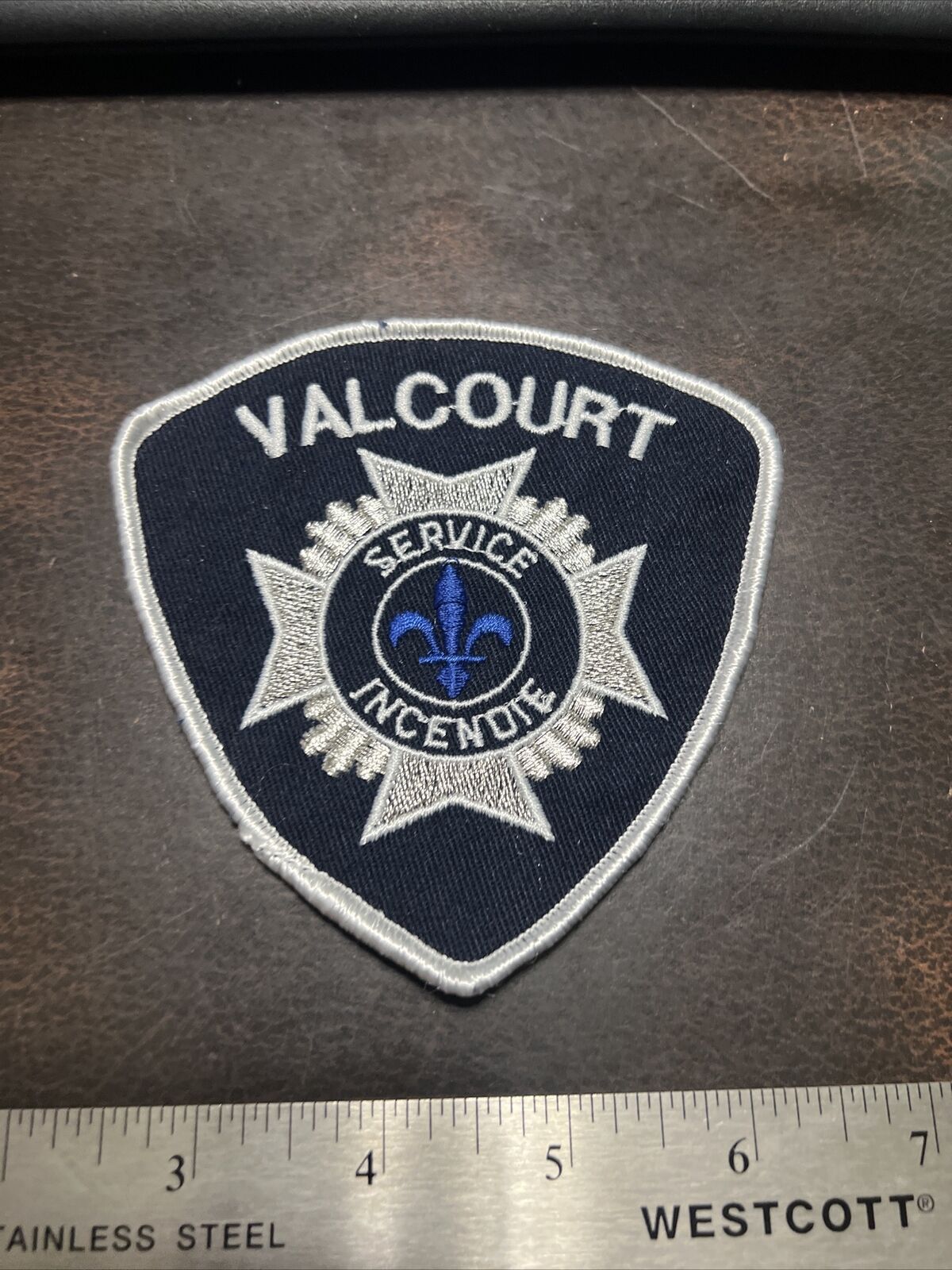 Vtg Canadian Obsolete Fire Department Patch Valcourt