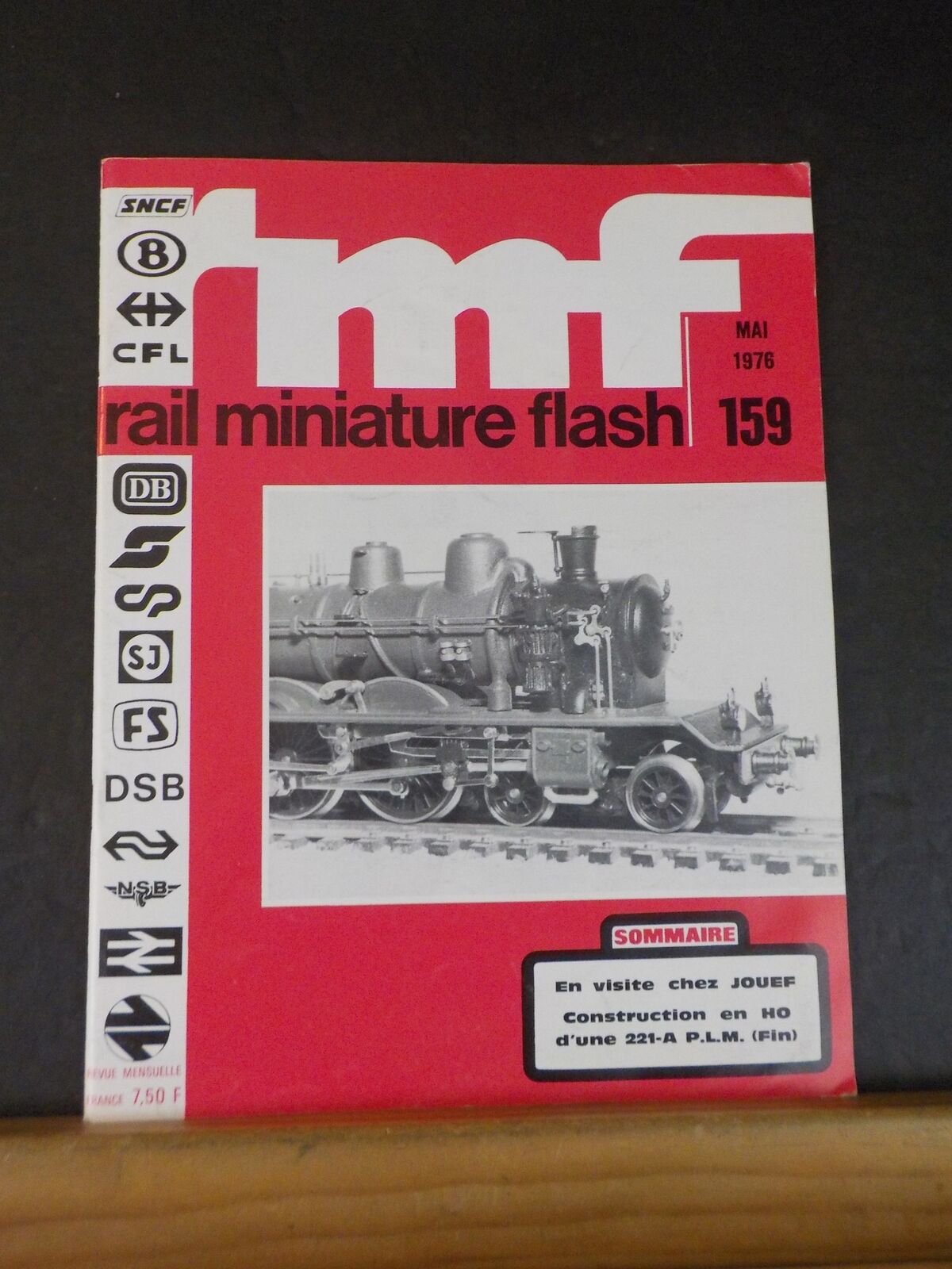 Rail Miniature Flash 159 1976 Mai En visite chez Jouef Construction en HO d\'une