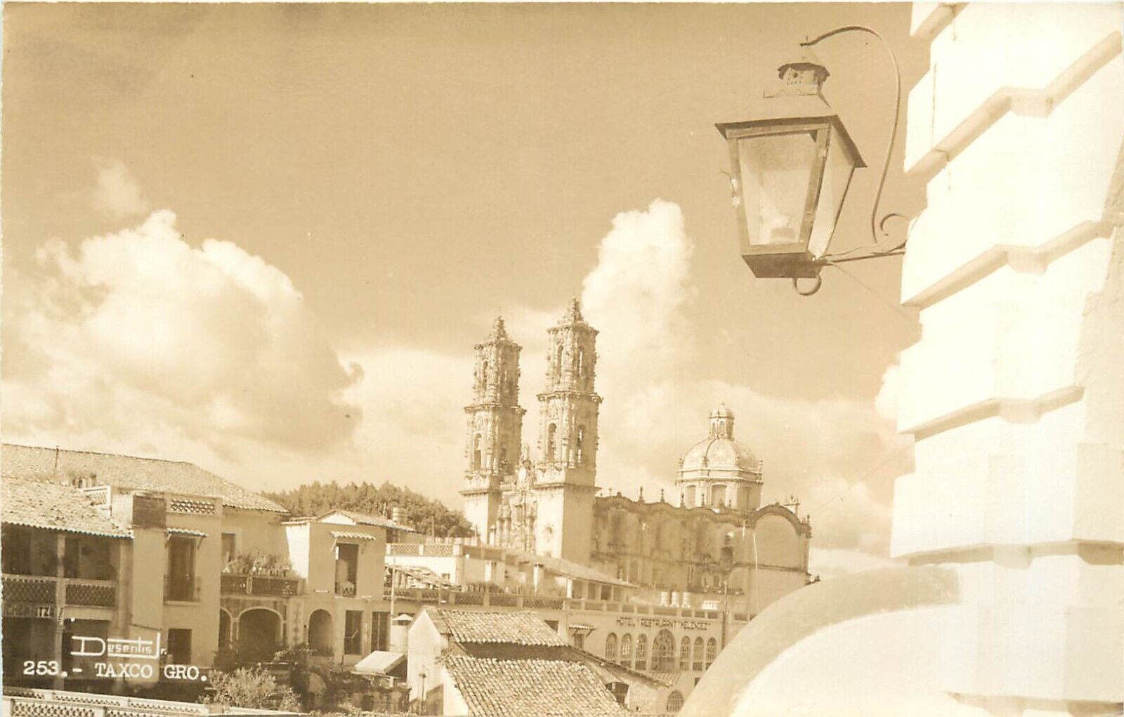 RPPC Postcard; Taxco Gro. Mexico, Rooftop View, Desentis Jr. 253