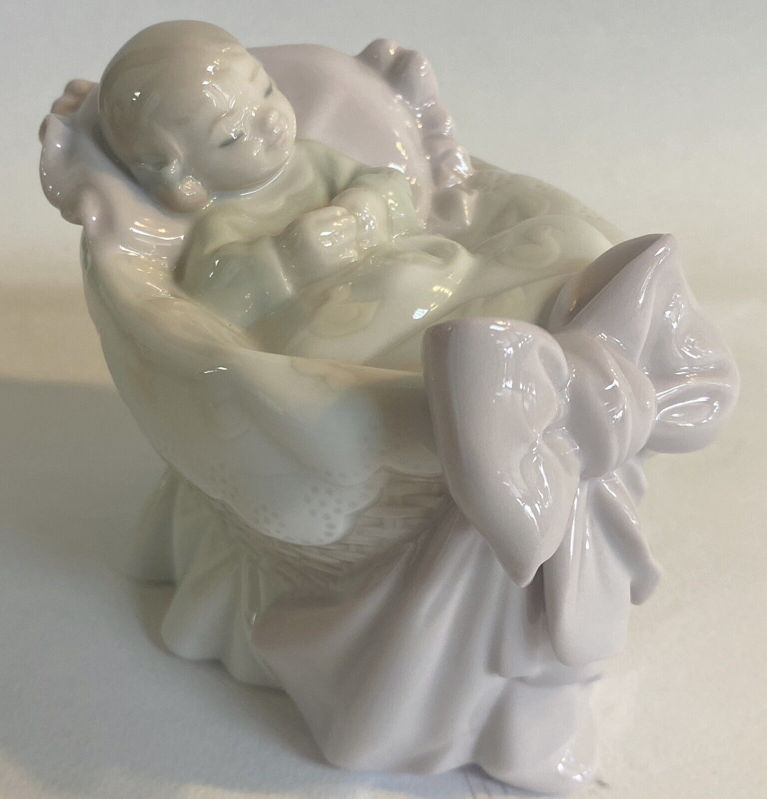Lladro Figurines “New Treasure Girl” 6977
