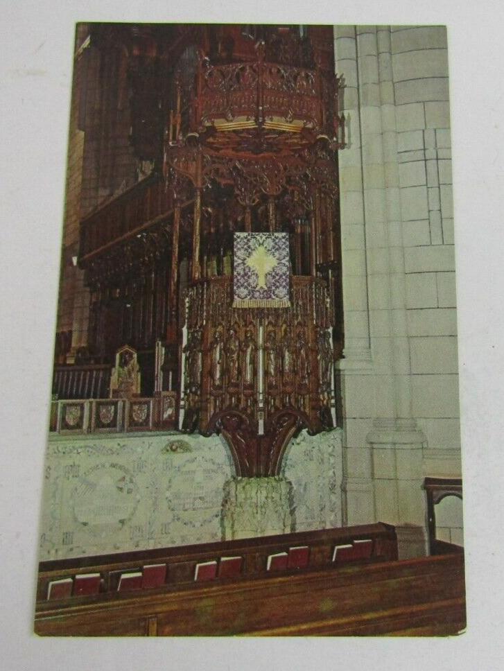 VTG Postcard Saint Thomas Church - The Pulpit - New york