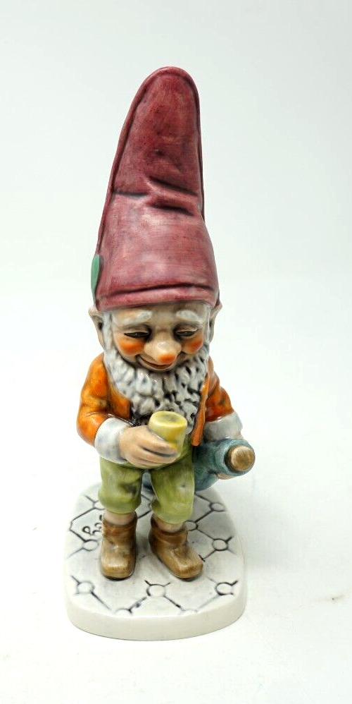 Goebel Co-Boy Gnome Fritz the Happy Boozer Brandy Drinker Well 509