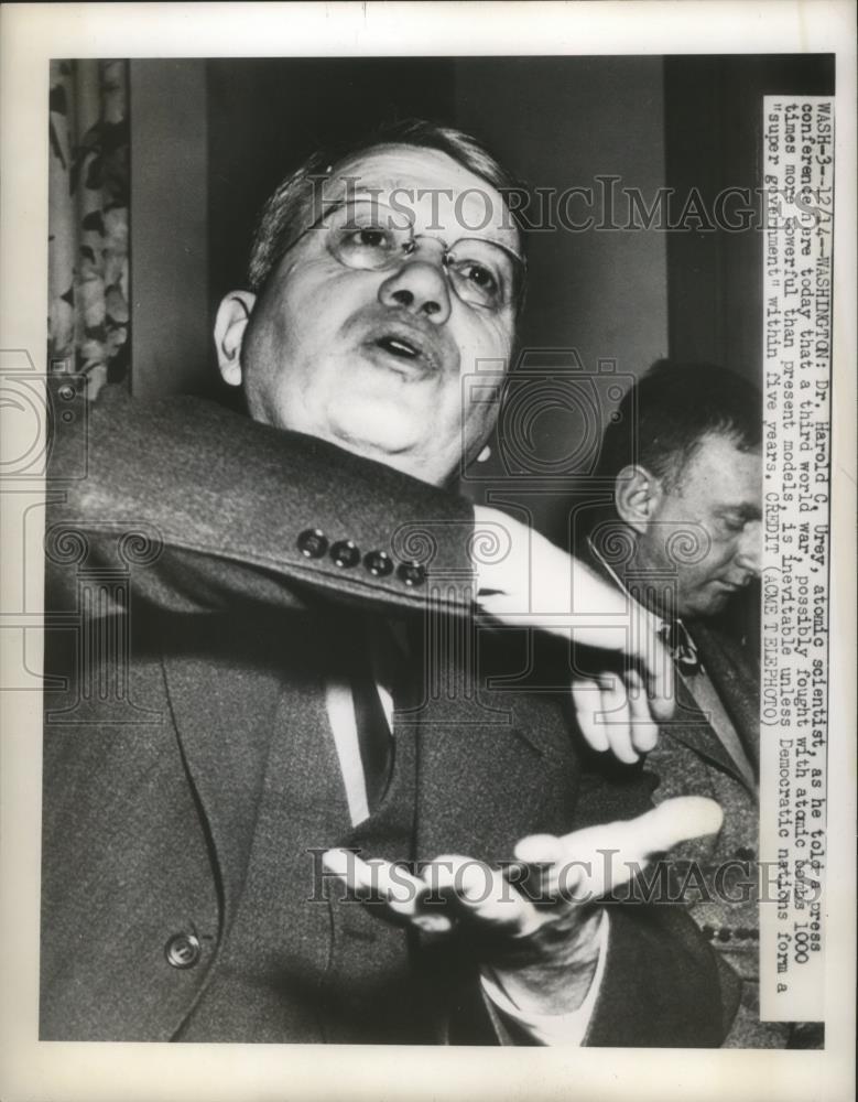 1949 Press Photo Dr.Harold C.Urey, Atomic Scientist at press conference