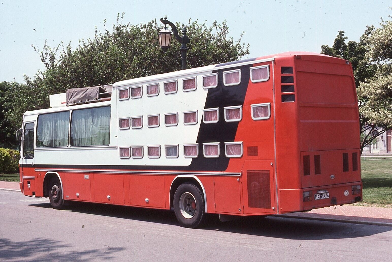 Original Bus Slide Sleeper Bus \