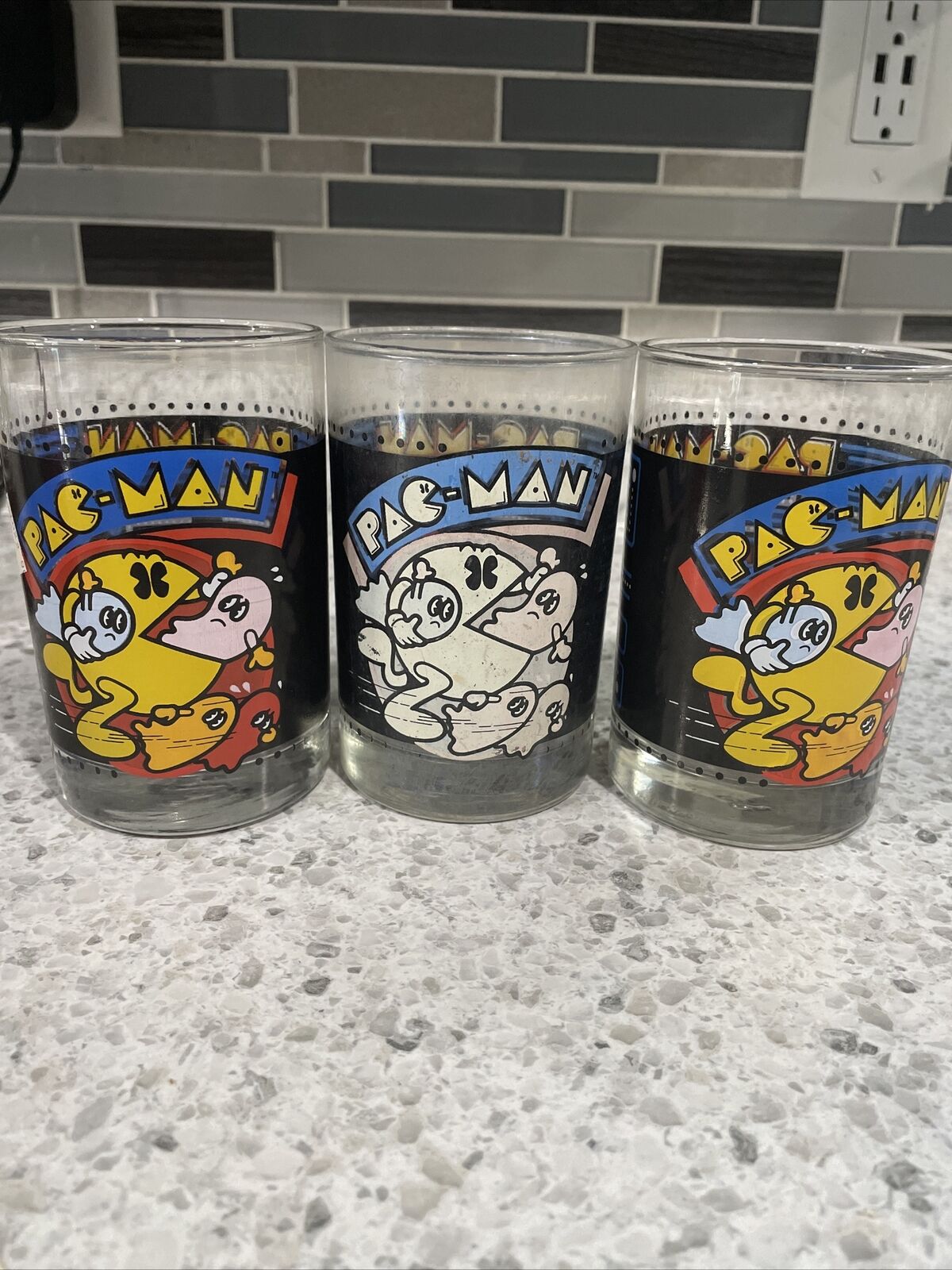 Vintage 1980 Bally Midway Pac-Man Pacman Cup Arby\'s Tumbler Glass Mug Set of 4