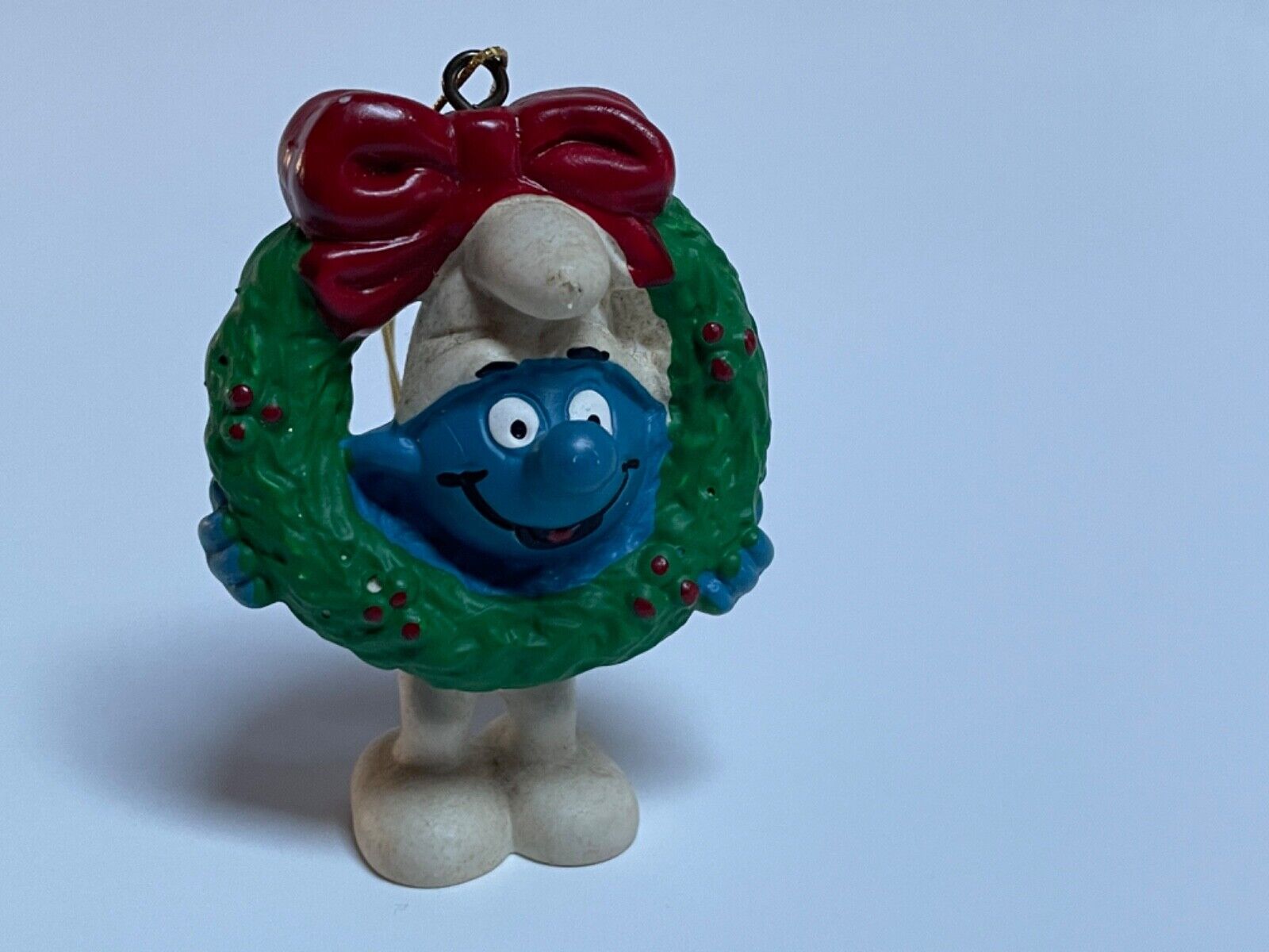 Rare Smurf with Wreath Vintage Christmas Ornament 1981 Peyo Schleigh