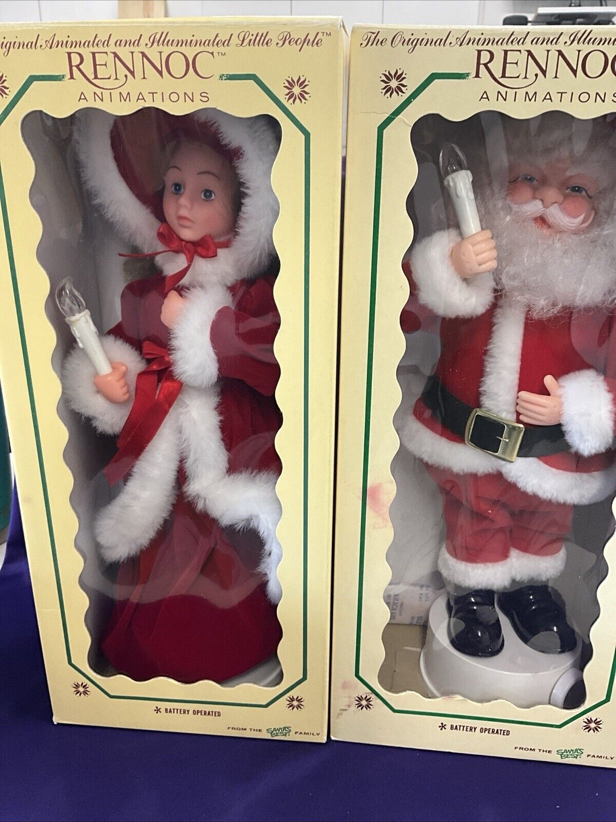 RENNOC Animated Illuminated Santa Claus & Caroler Christmas Box Set of 2, New(82
