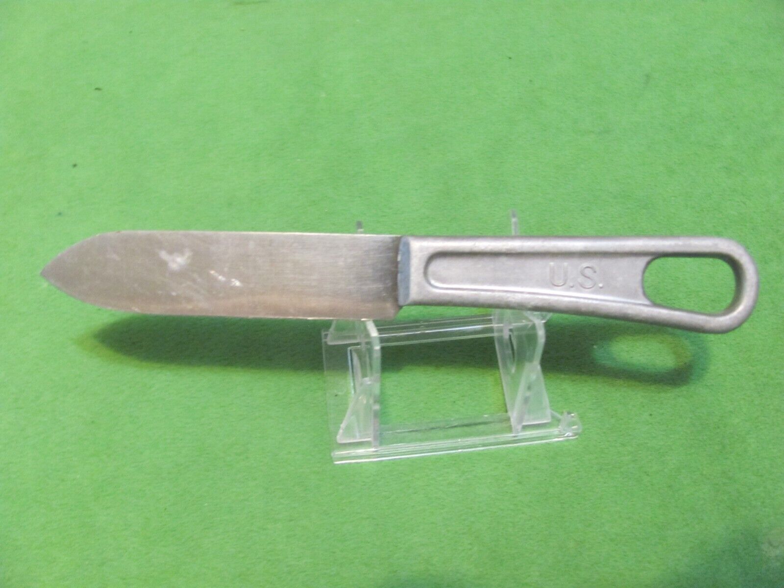 Vintage WWII U.S Army Knife 7.25\