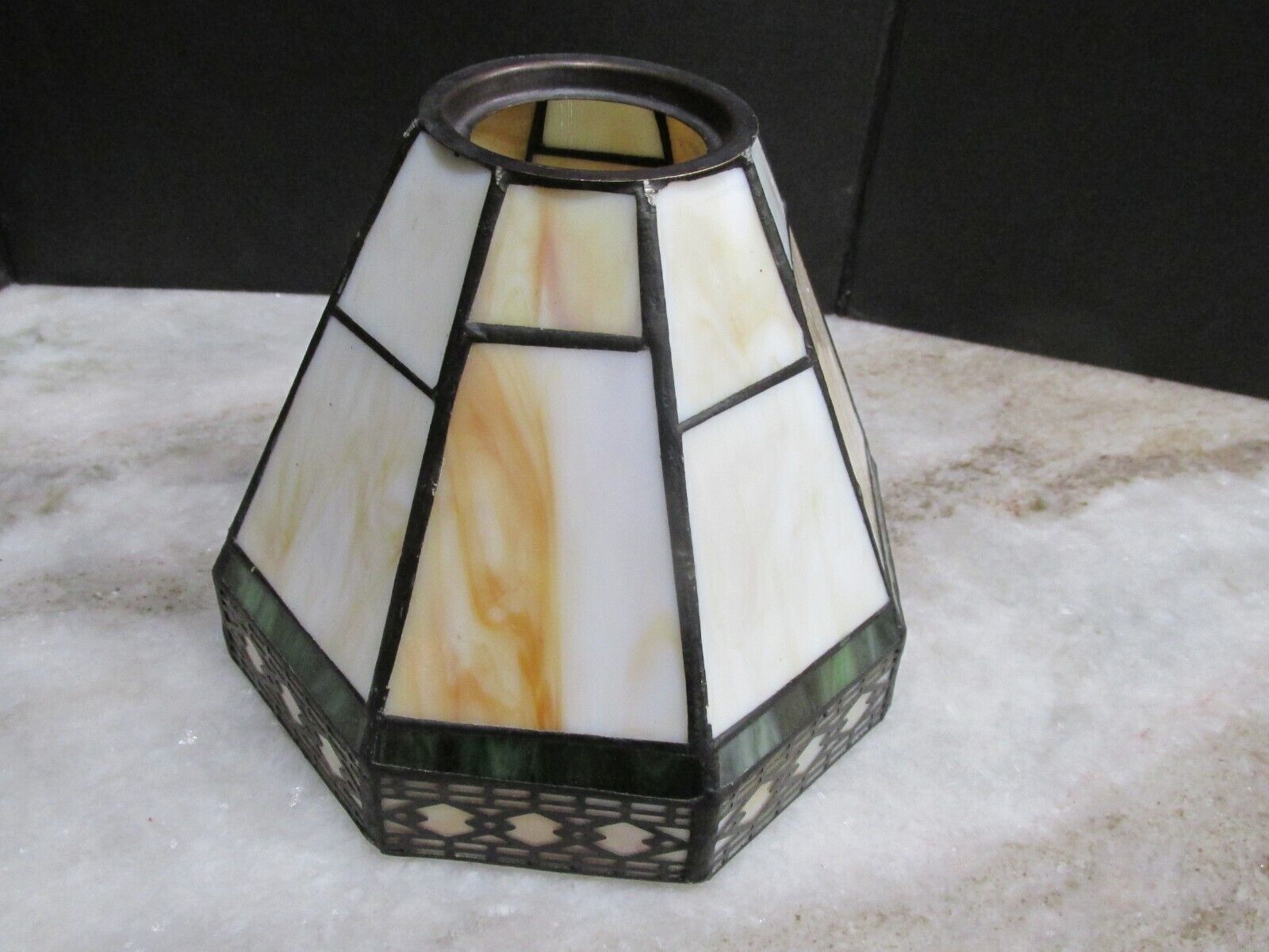 ONE VINTAGE Spectrum Stained Glass Lamp Shade Tiffany Mission Style Ex Cond