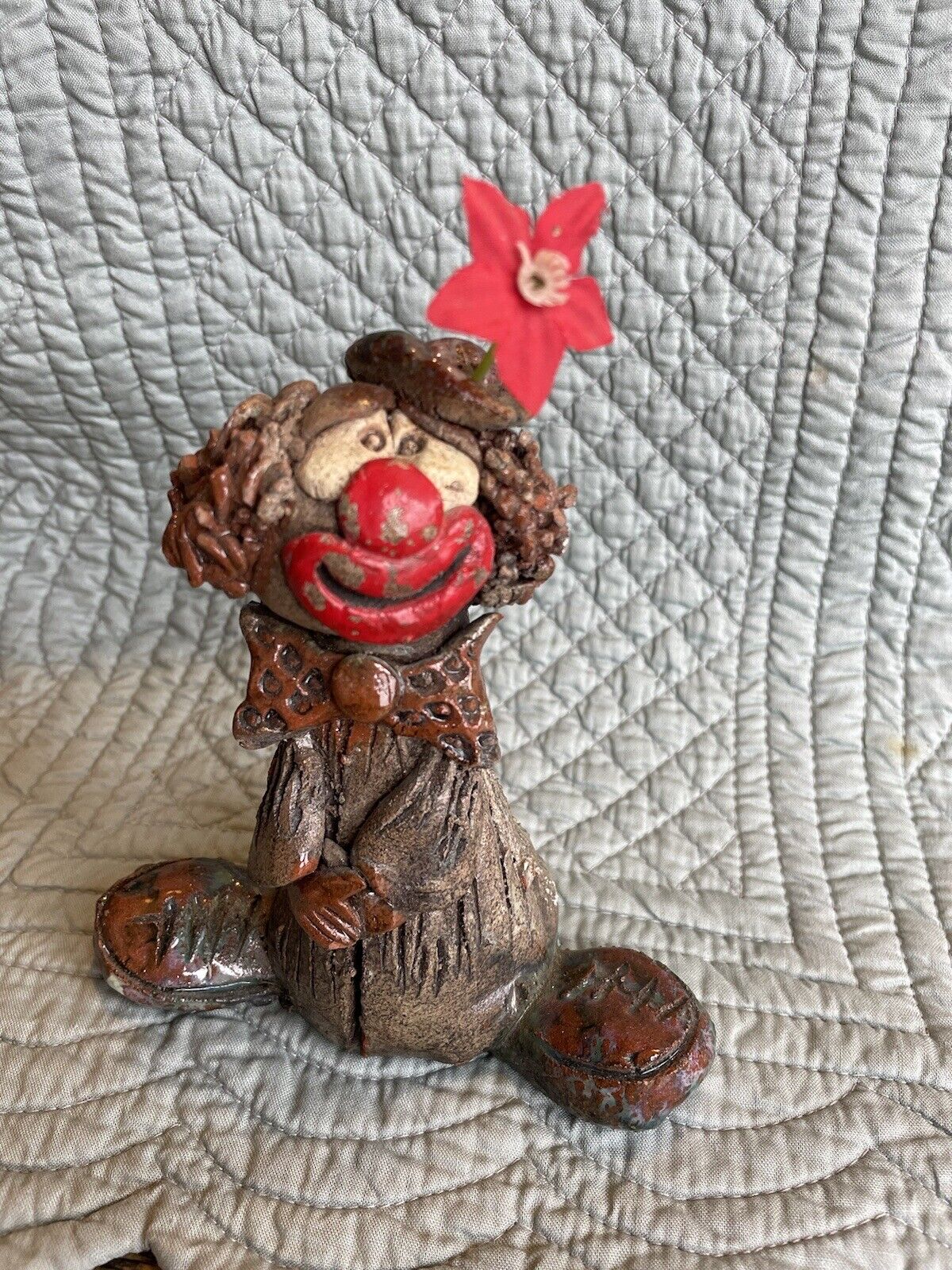 Clown figurine/Clay/Vintage/Signed