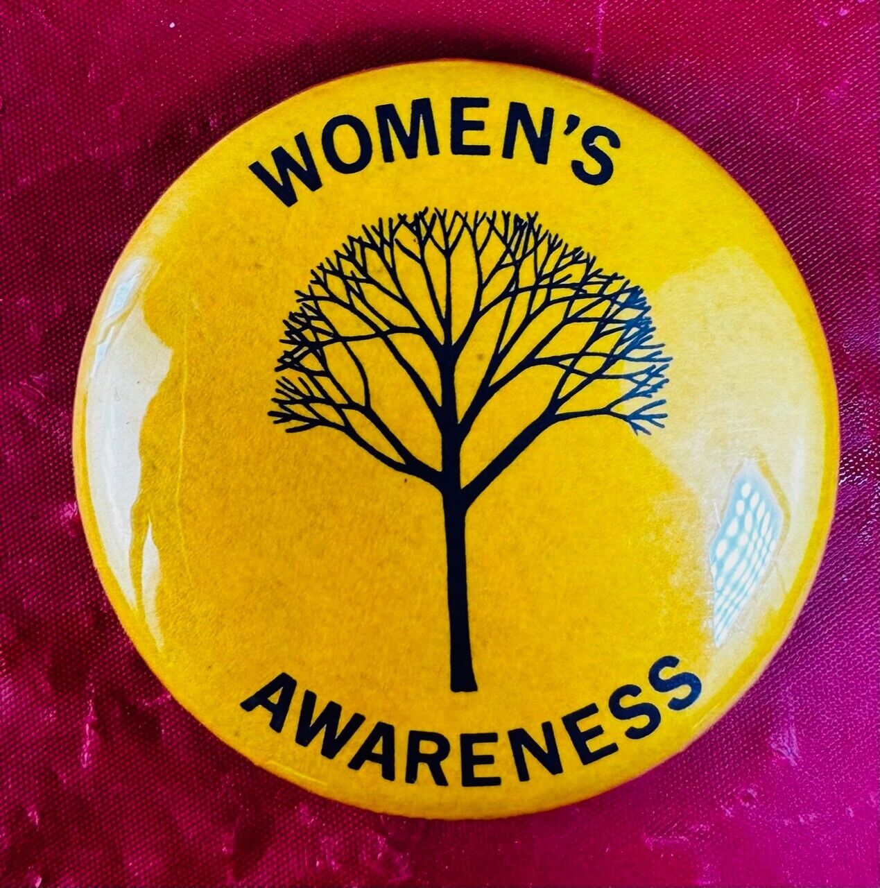 1970s Womens Awareness Tree of Life Pinback Button Pin Support Rights Hat Lapel