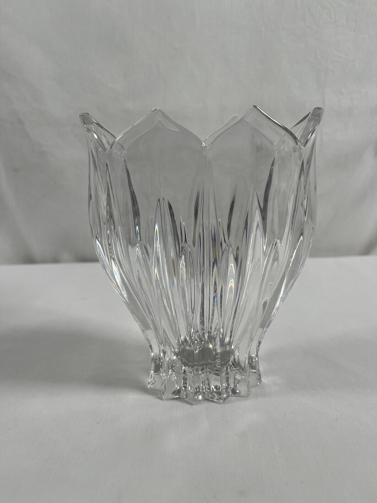 Gorham Crystal Lotus Leaf Vase 6\