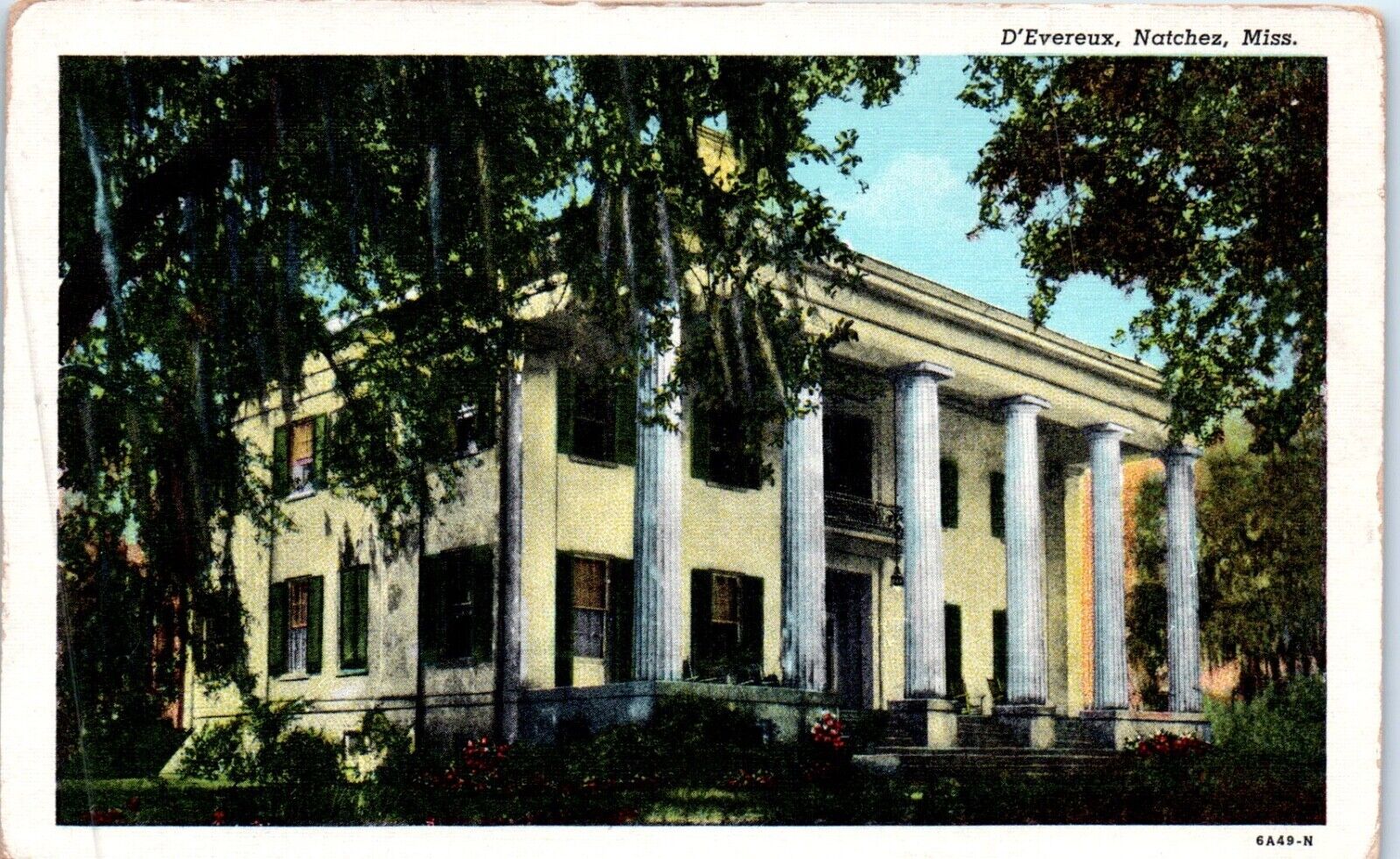 Natchez, MS - D\'Evereux Linen Postcard Unposted Plantation Home Mansion
