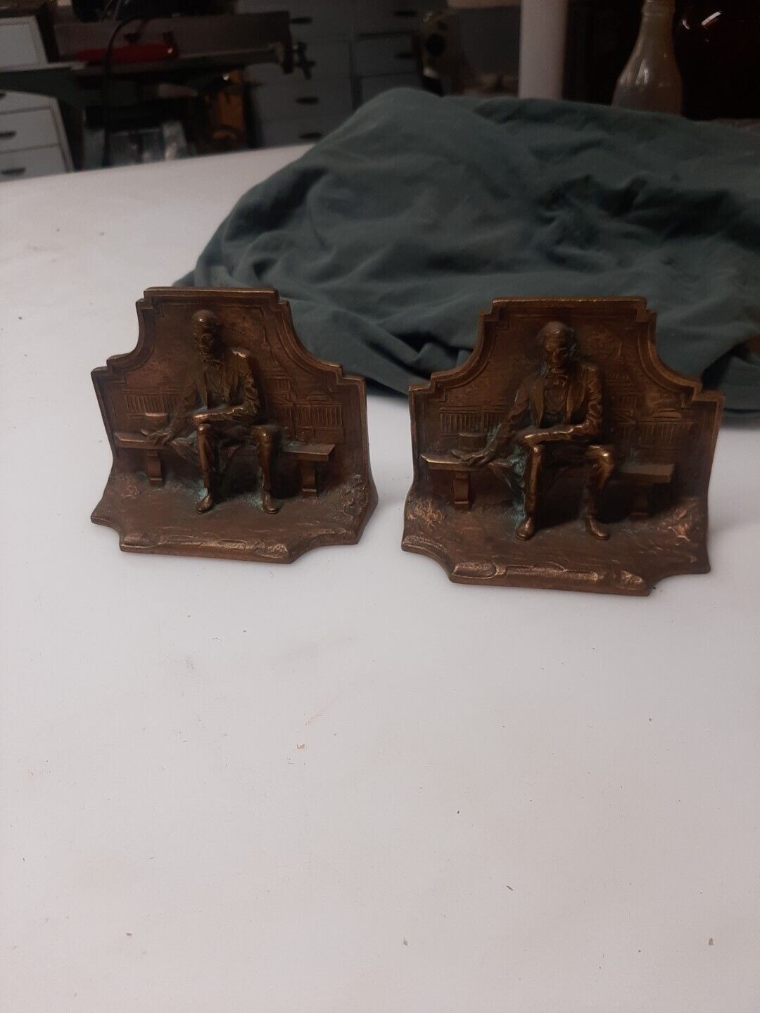 VTG Pair Solid Bronze Abraham Lincoln Bookends Seated In Front Of Capitol