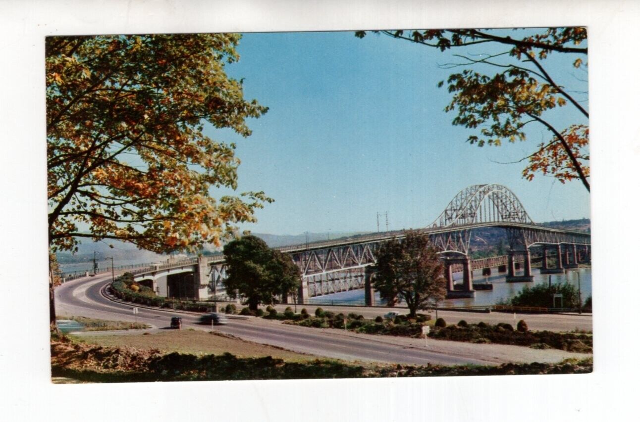 circa 1950 Postcard, Pattullo Bridge, New Westminster, British Columbia, Canada