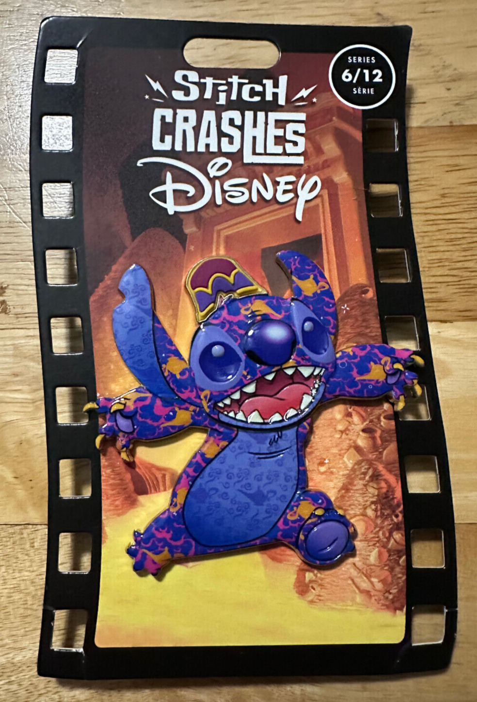 Disney Stitch Crashes Aladdin Pin LR (6/12)