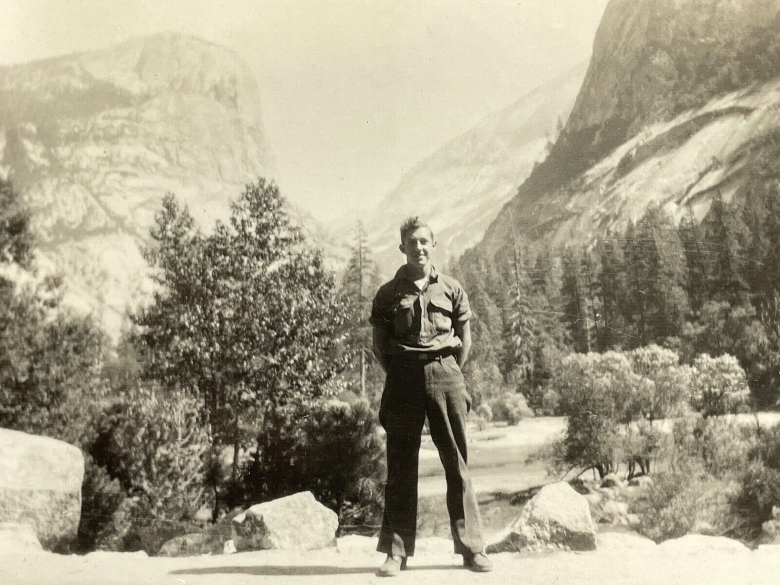 O9 Photo Handsome U.S. Military Man Posing In Mountains Yosemite Picturesque