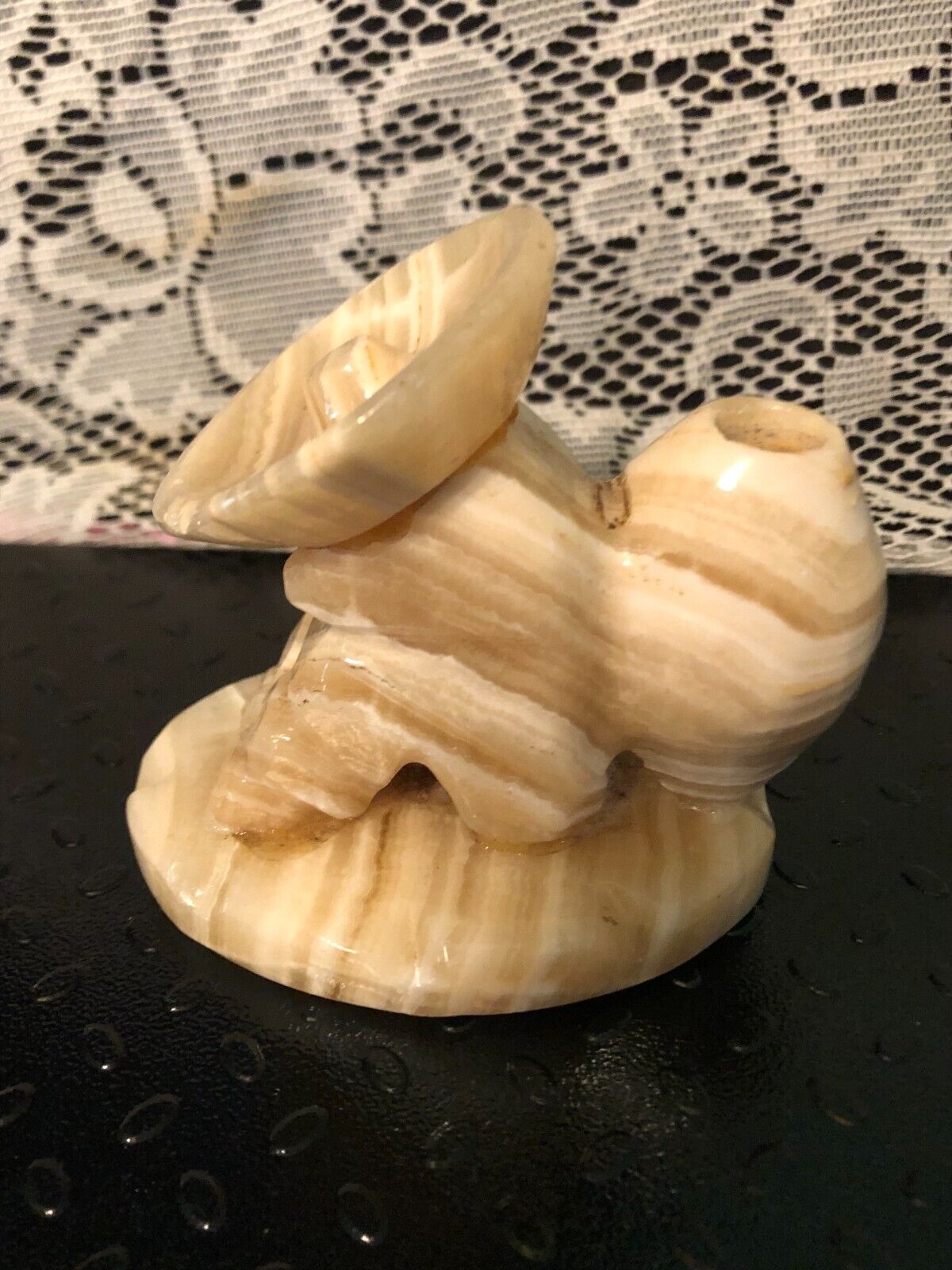 Vintage Onyx Hand Carved Sleeping Man w/Sombrero And pot Collectible   a8