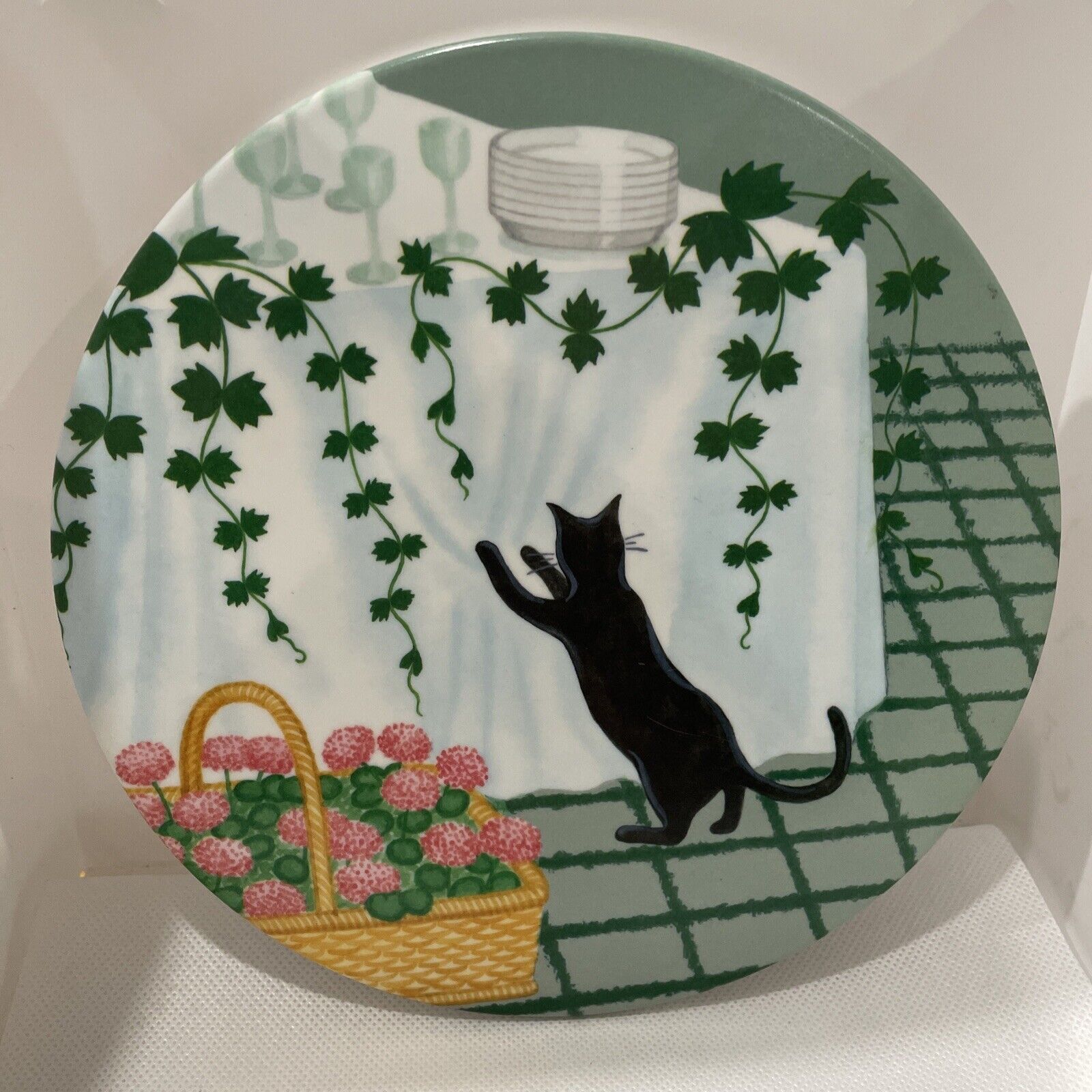 Mebel Italy Melamine Black Cat Kitten Round Footed Trivet Plate Set of 2 Designs
