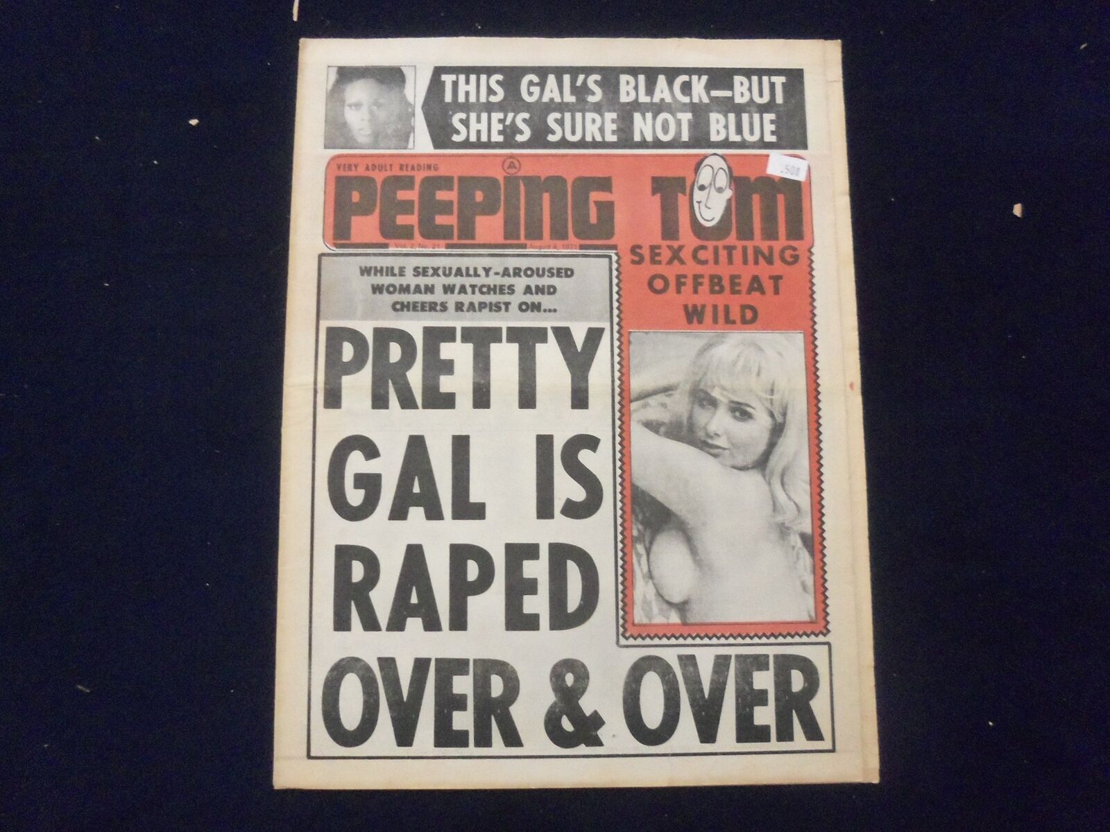 1971 AUGUST 4 PEEPING TOM NEWSPAPER - PRETTY GAL IS RAPED OVER & OVER - NP 7293