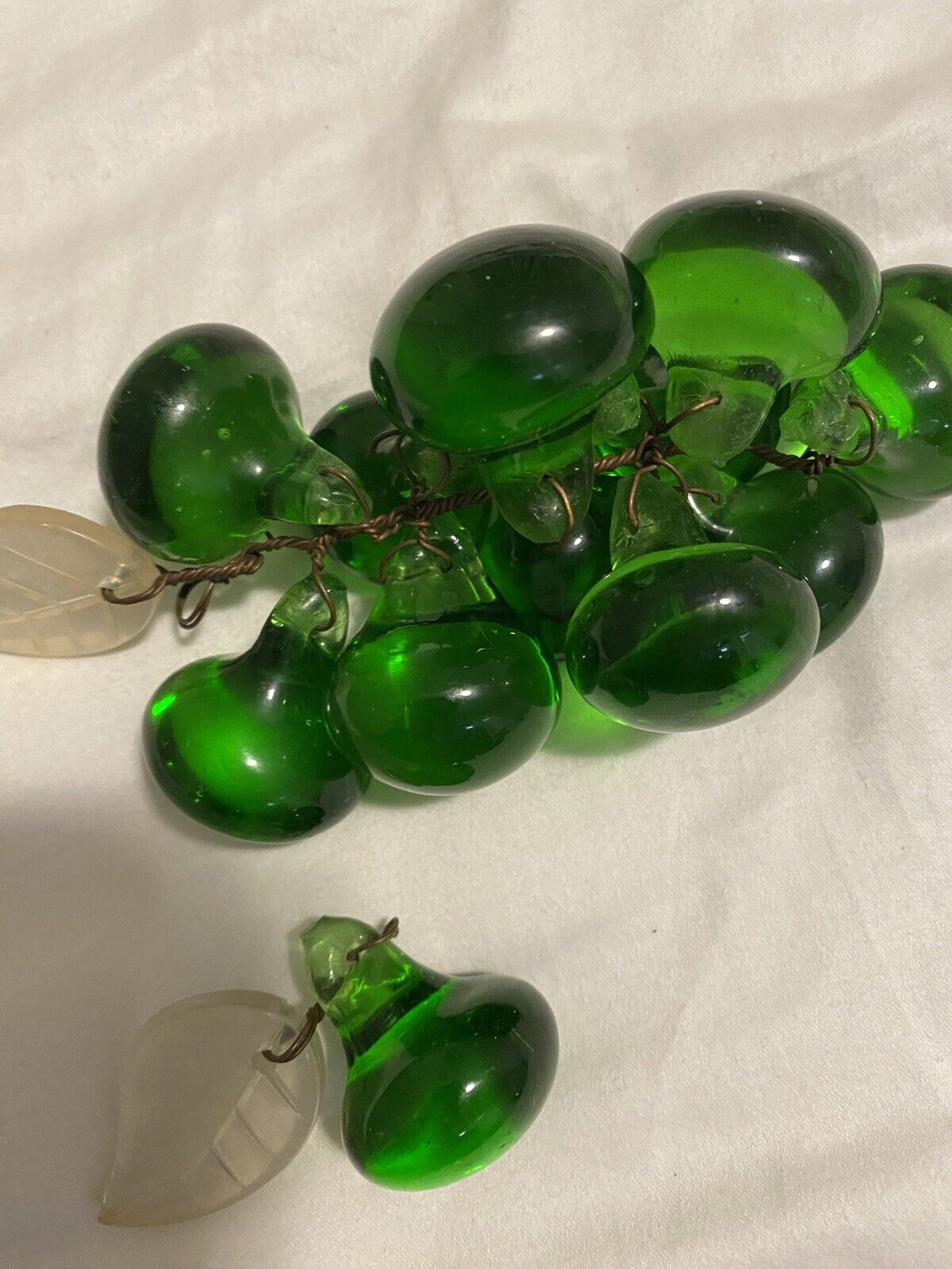 Vintage Mid Century Green Glass Grape Cluster MCM Retro