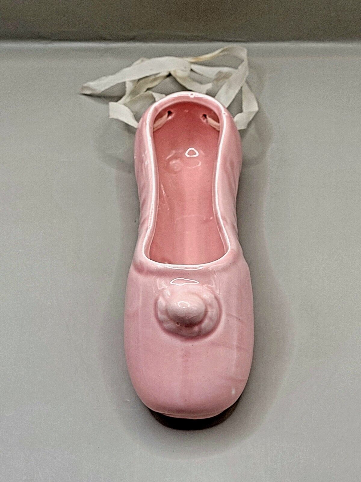 Vintage Porcelain Pink Hanging Ballet Slipper Shoe Giftcraft Taiwan Ornament 6\