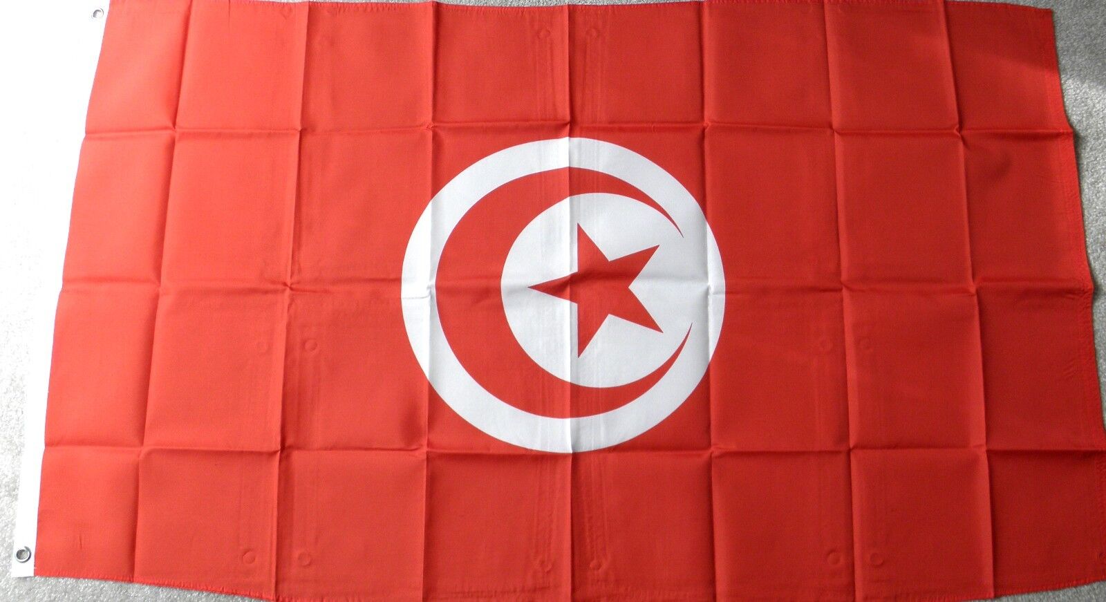 TUNISIA INTERNATIONAL COUNTRY POLYESTER FLAG 3 X 5 FEET
