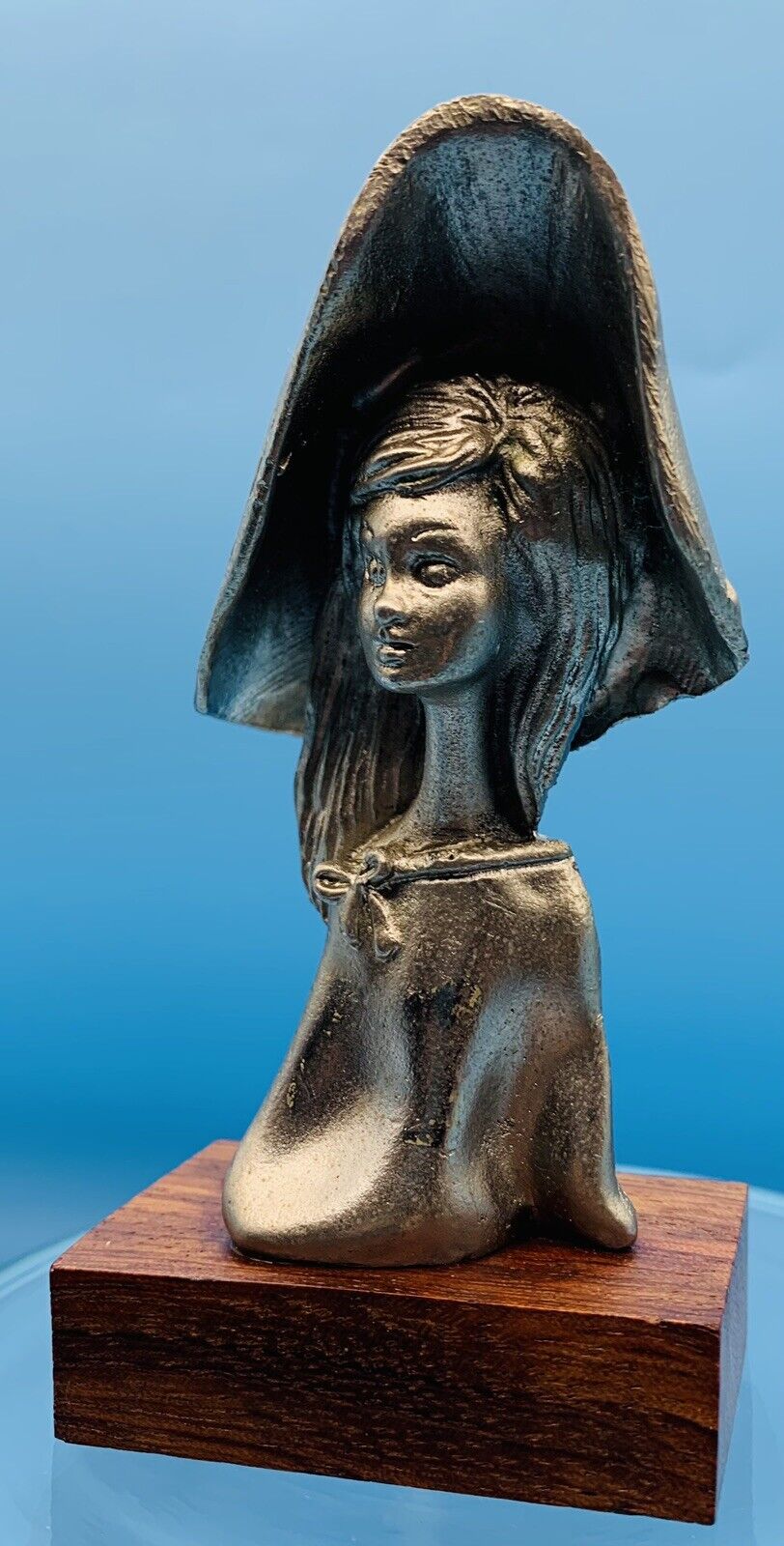 Vintage Peltro Italy Pewter Lady Bust Figurine Derby hat Bonnet hat 4.1/4” H.