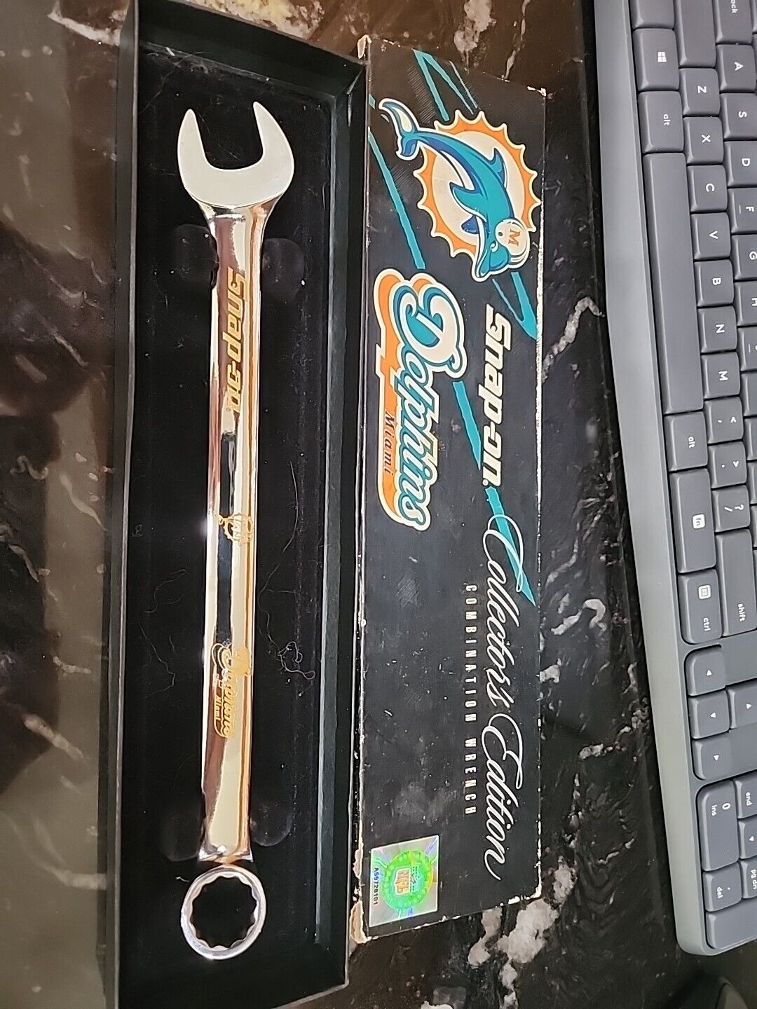 SNAP-ON COLLECTORS EDITION COMBINATION WRENCH MIAMI DOLPHINS