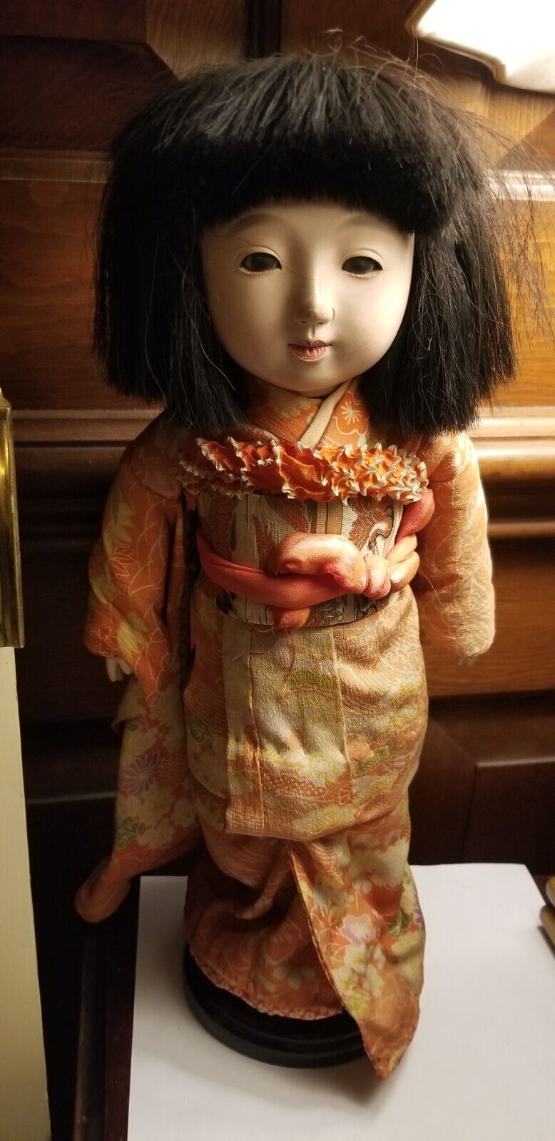 Vintage Ichimatsu Japanese girl doll in kimono on stand 15\