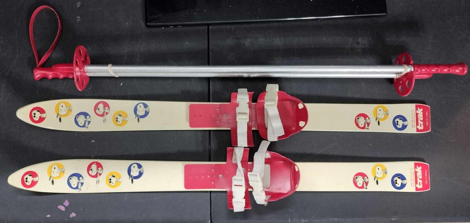 70's Trak Peanuts Snoopy Kids Practice Skis & Poles Made in Germany MUST SEE