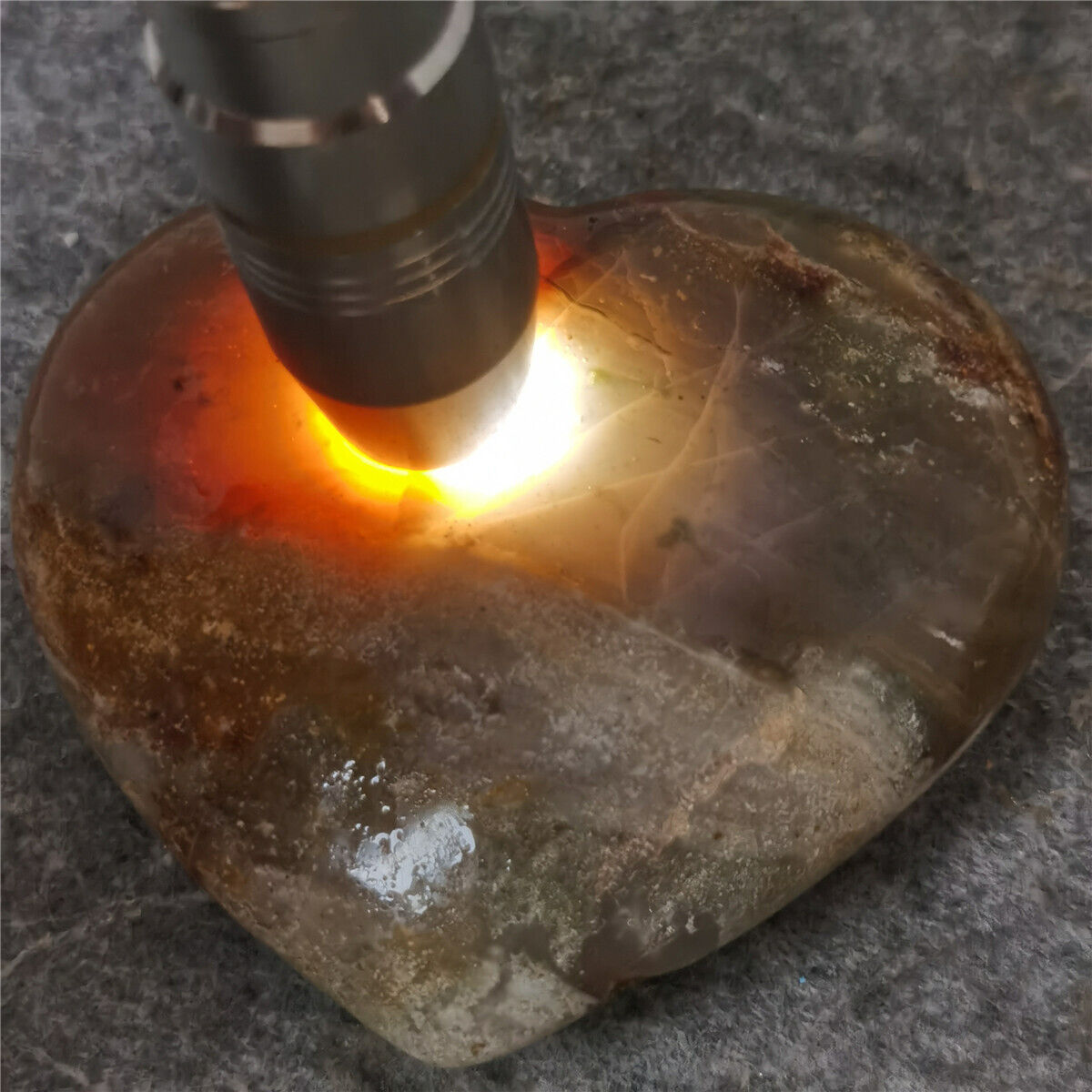 436g Natural Energy Stone Sea Stone Ancient Rock Specimen Heart-shaped D442
