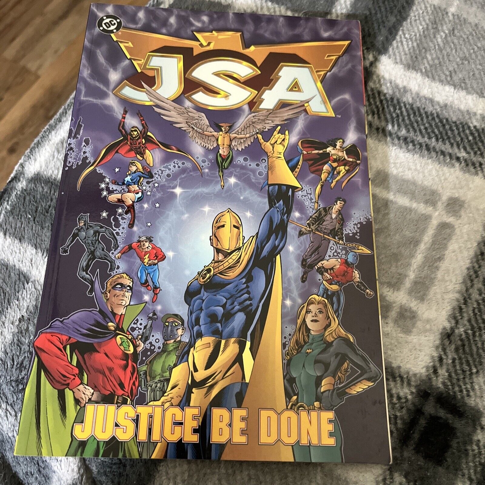 DC Comic Novel: Justice Be Done - JSA (Justice Society of America) 2000 Vol. 1