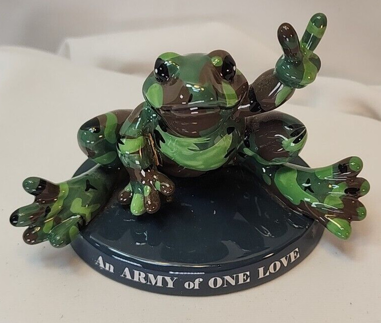 Westland Giftware AN ARMY OF ONE LOVE Green Camo Peace Frogs Ceramic Figurine 
