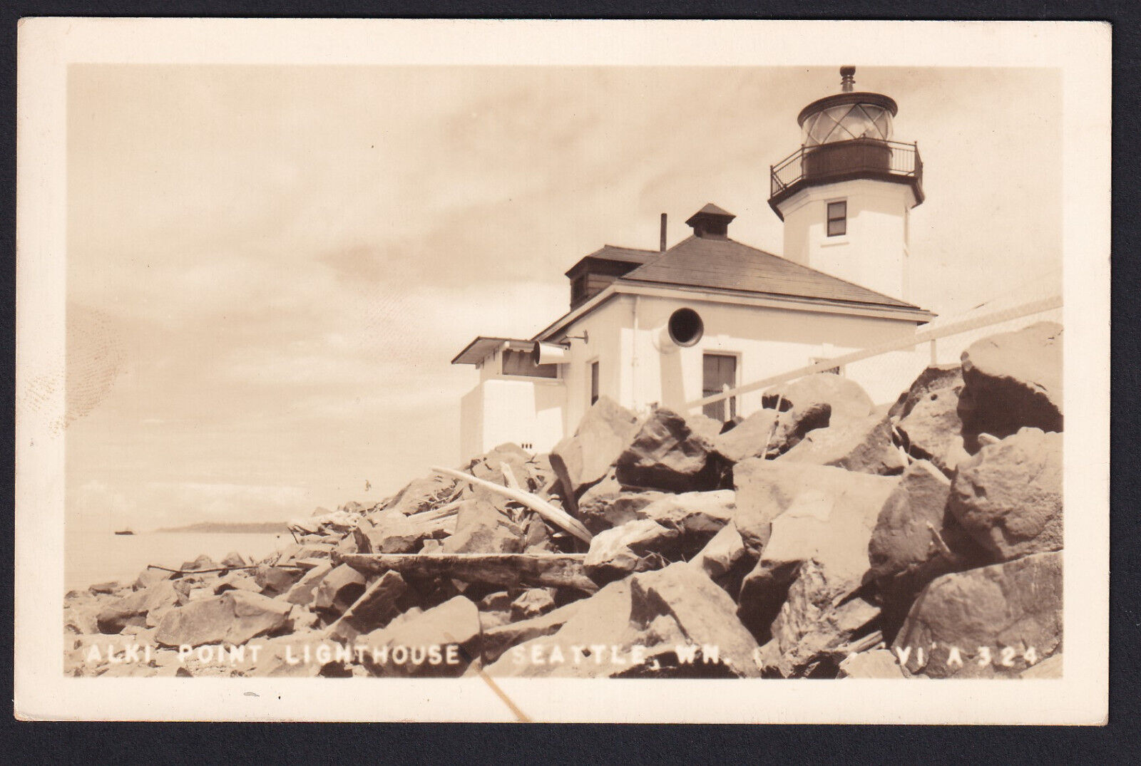 Washington-WA-Seattle-RPPC-Alki Point Lighthouse-c1940\'s Vintage Real Photo PC