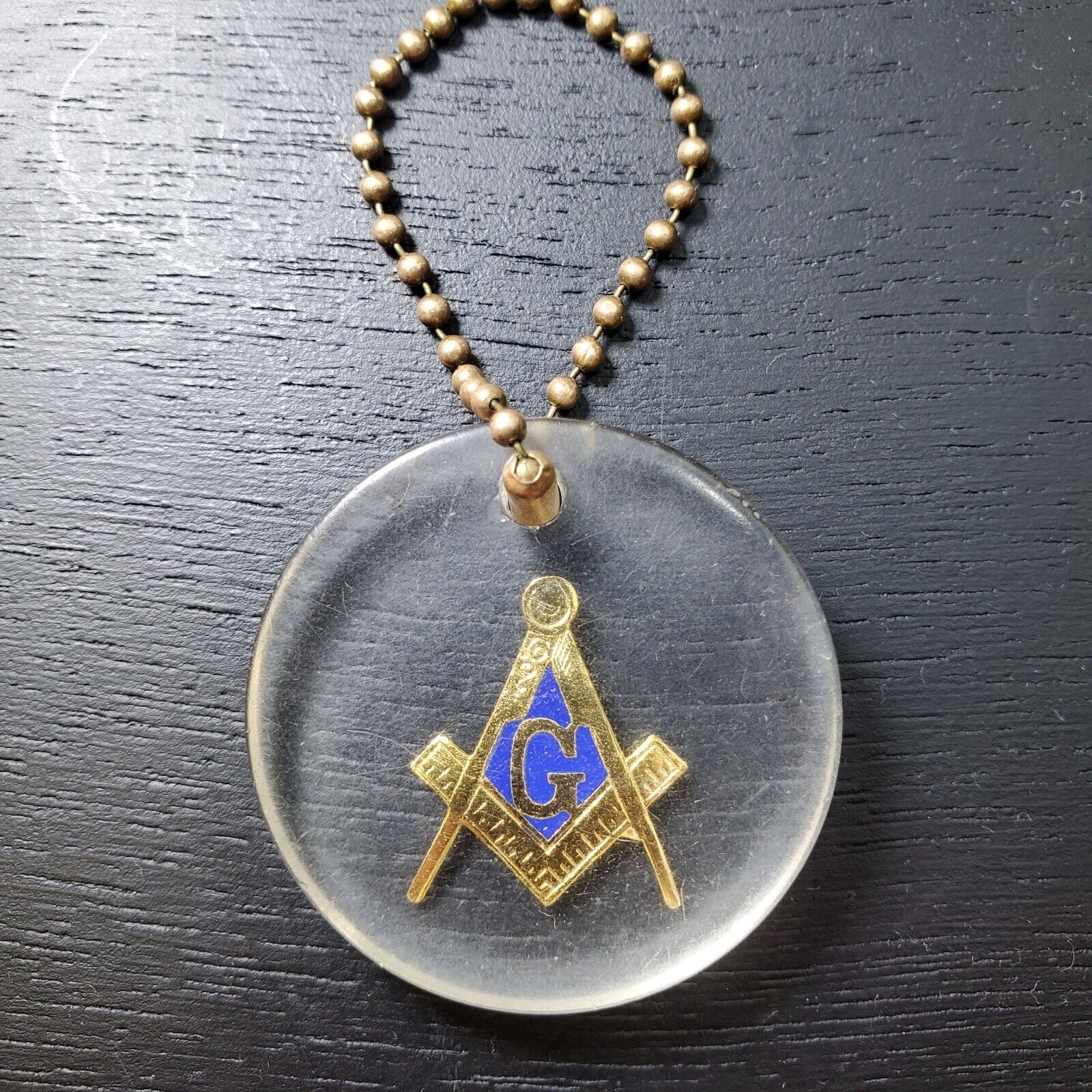 Vintage Masonic Symbol in Lucite Keychain 1.5in 