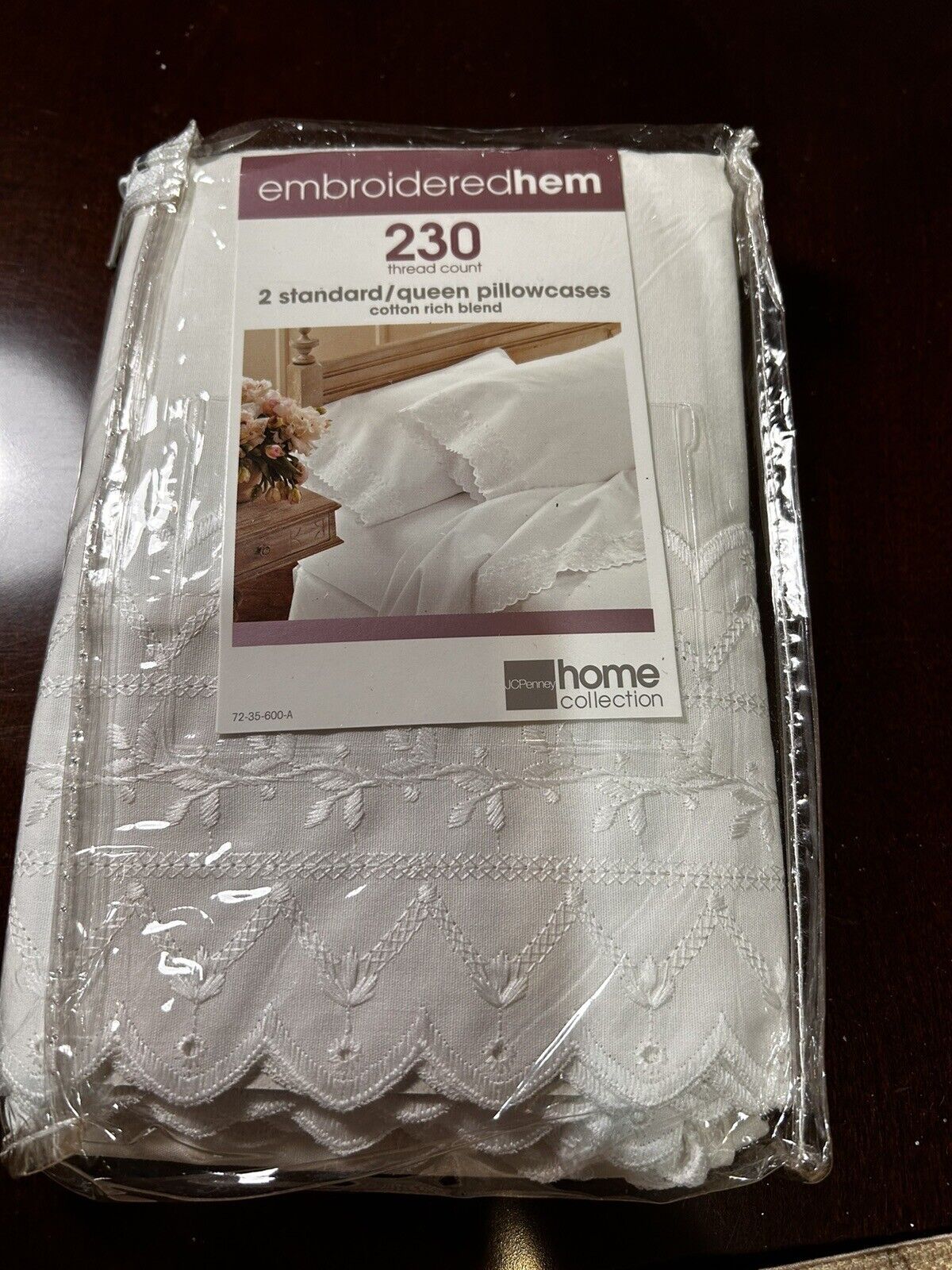 Jc Penny Home Collection White Felecity Embroidered Lace Trim Pillowcases NIP