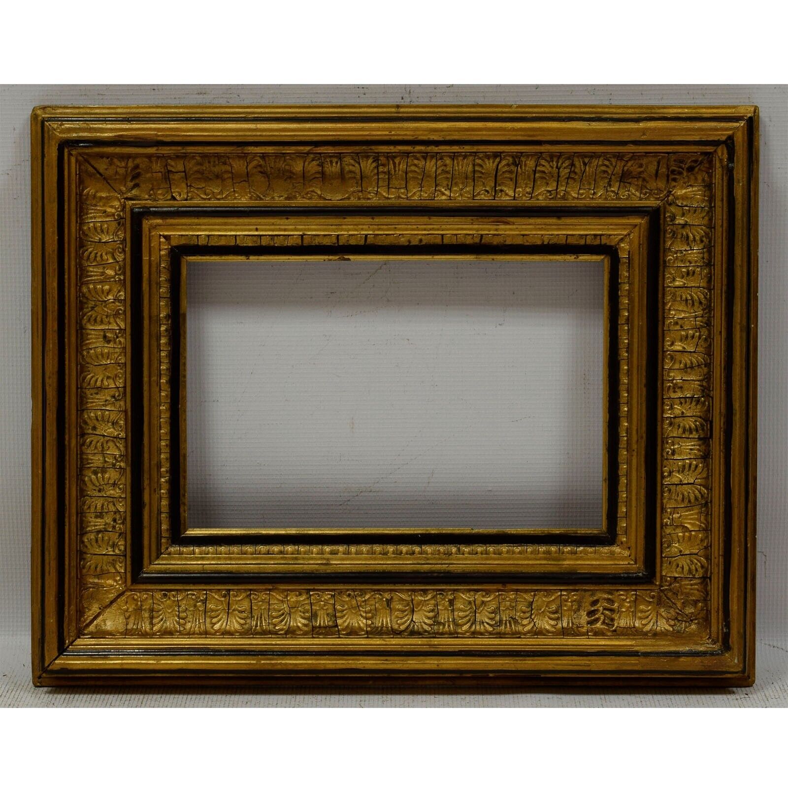 Ca 1850-1900 Old wooden frame Original condition Internal: 12x8,2in