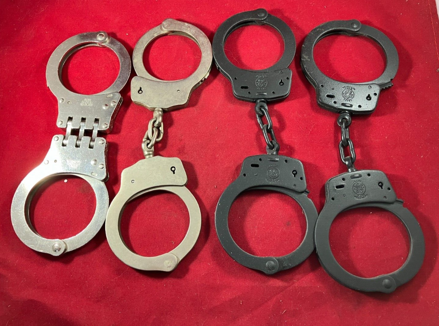 4 PAIRS VINTAGE HAND CUFFS HIATTS S&W Smith & Wesson Made in USA and ENGLAND