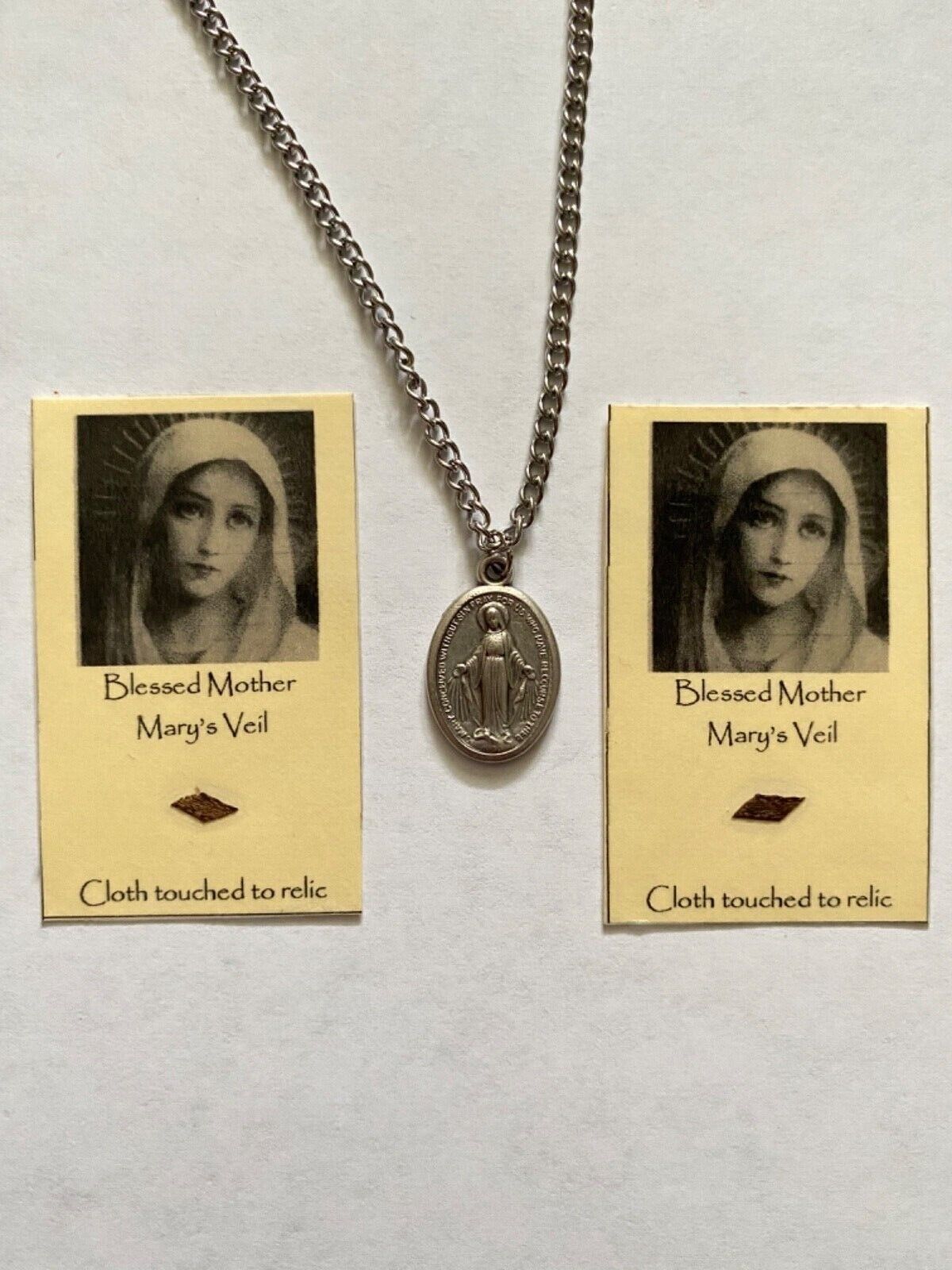 Catholic Saint Miraculous medal St Mary Holy Card veil relic reliquary 