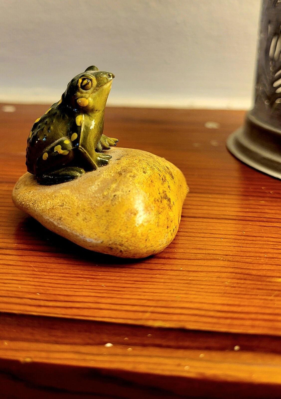 Frog on a Rock Figurine