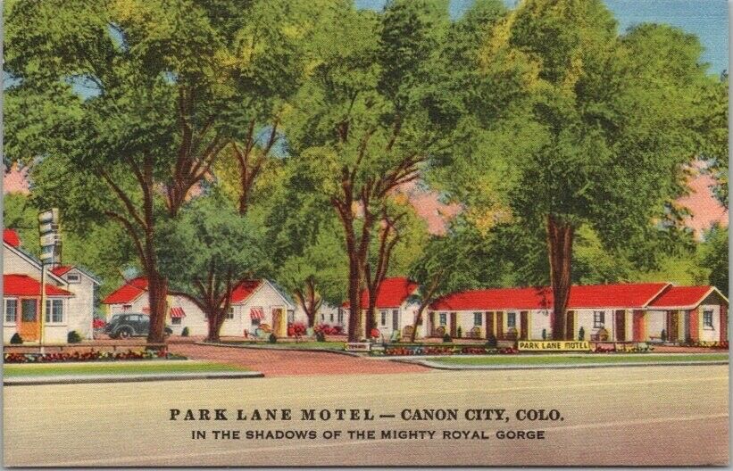 CANON CITY, Colorado Postcard PARK LANE MOTEL Royal Gorge / Hwy 50 Linen c1950s