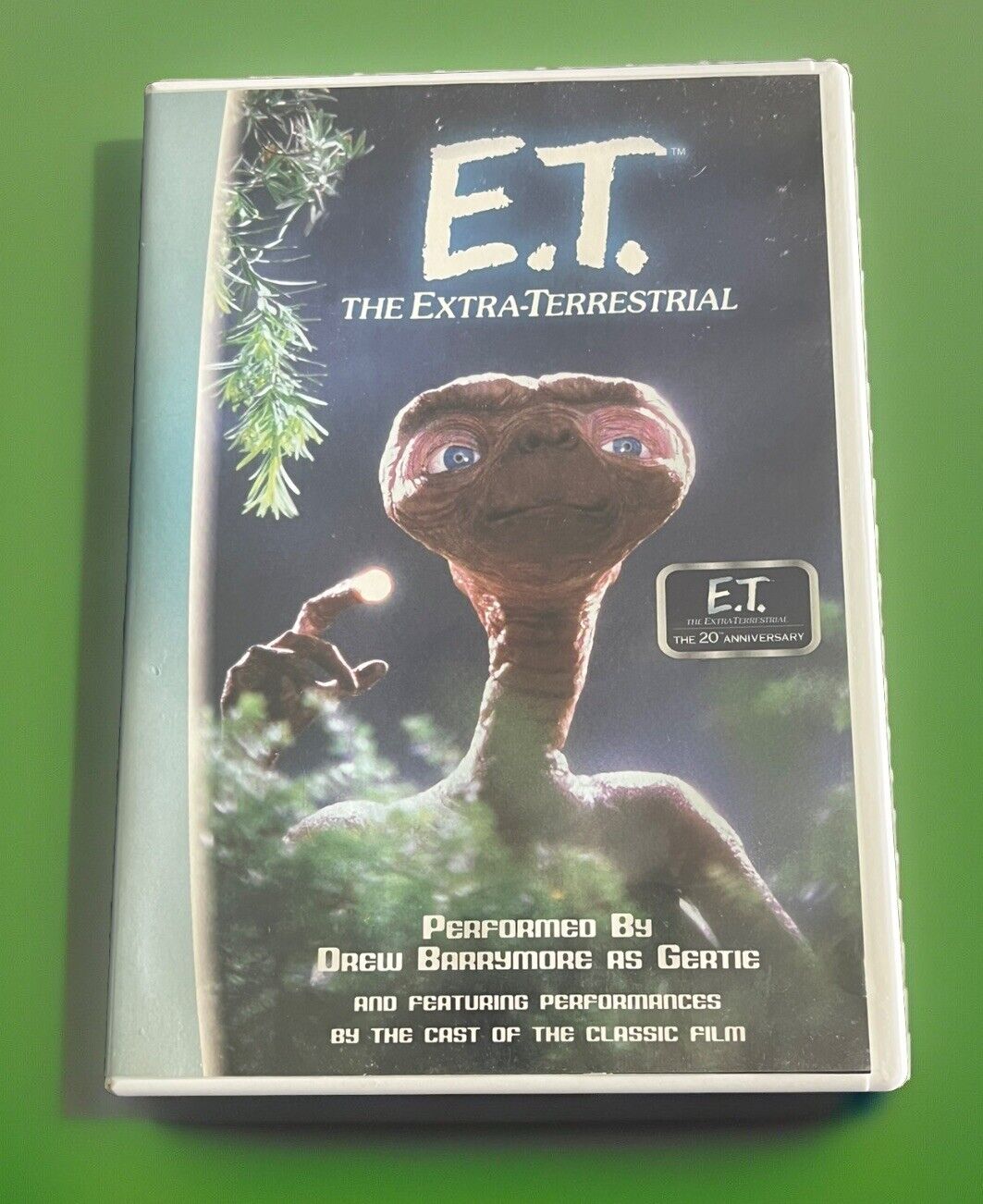 E.T. ET The Extra Terrestrial 2002 Read along CD DREW BARRYMORE - VERY GOOD RARE