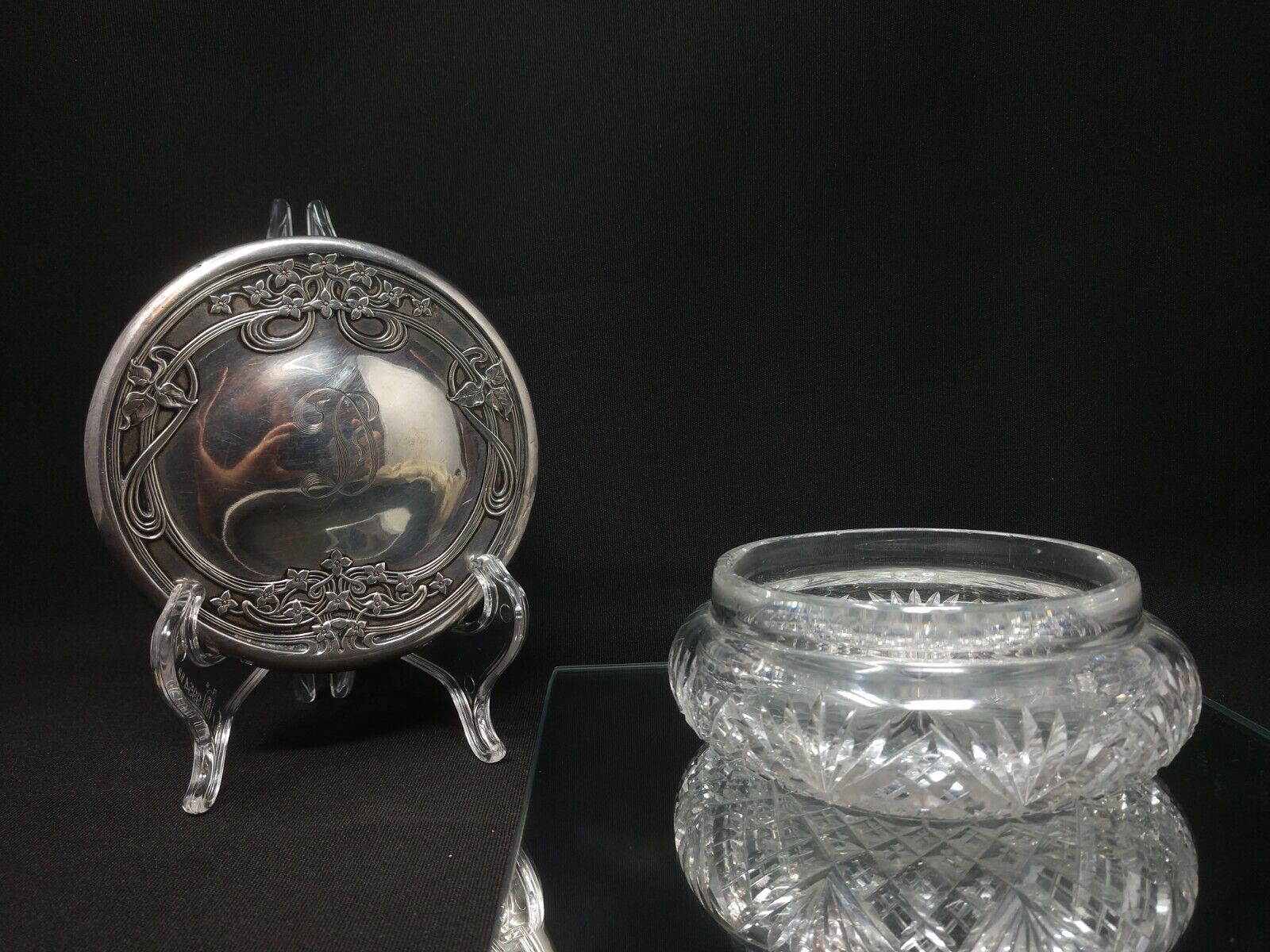 CLEMATIS c.1900 Vanity Jar 5¼\