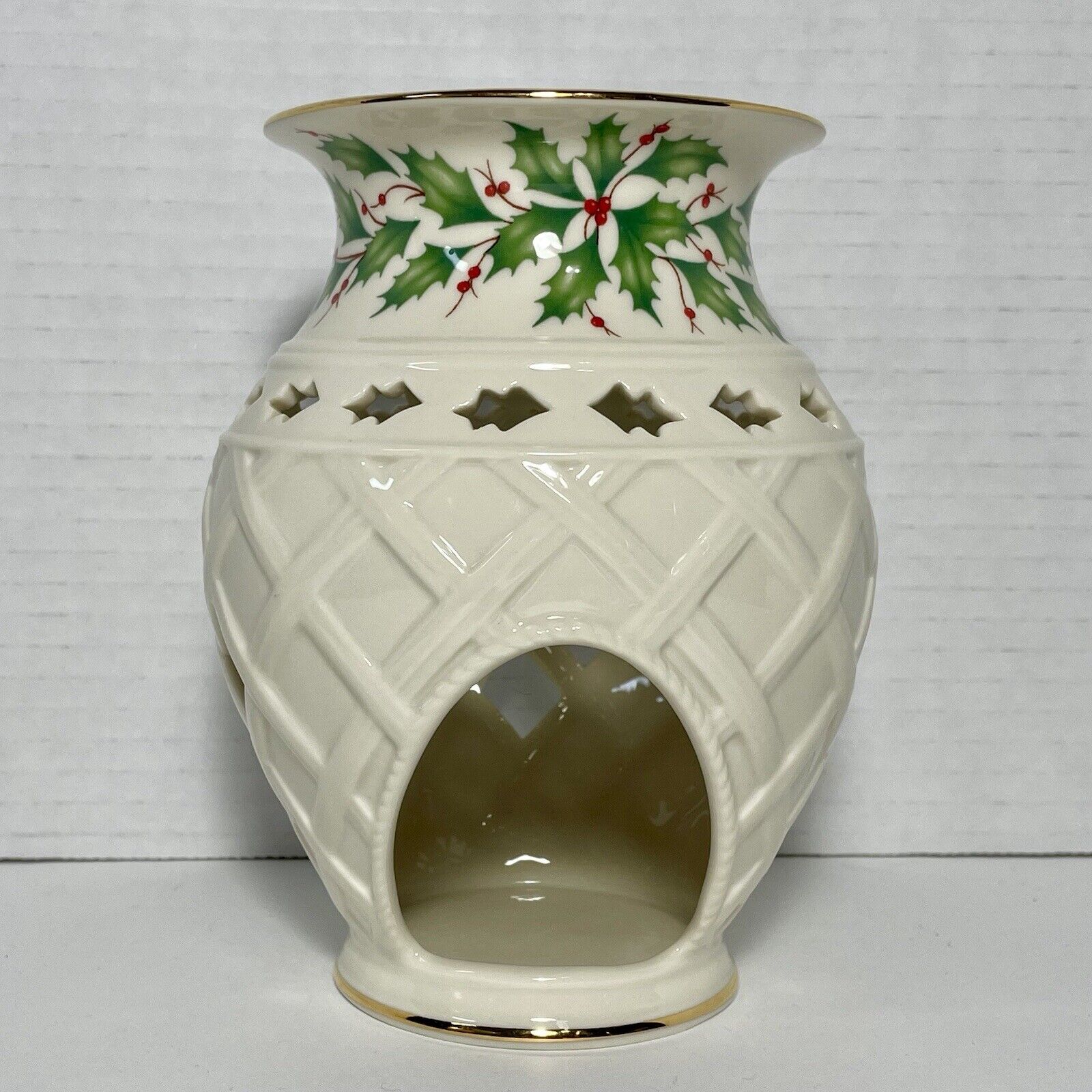 Lenox Holiday Porcelain Fragrance Warmer  Dimension Collection