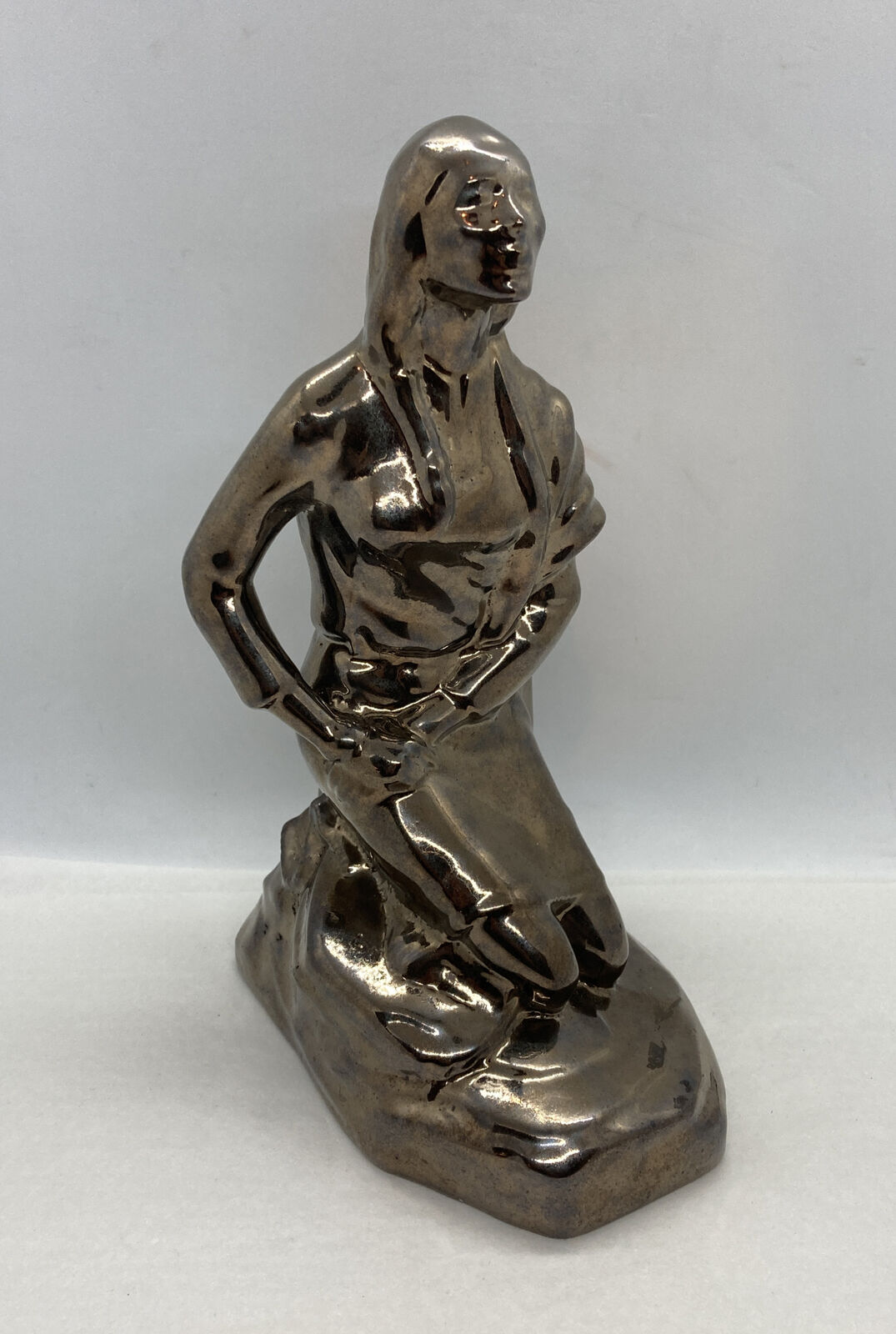 Vintage Glaze Holland Mold ceramic Bookend Figurine Kneeling Indian woman 9x5x4”